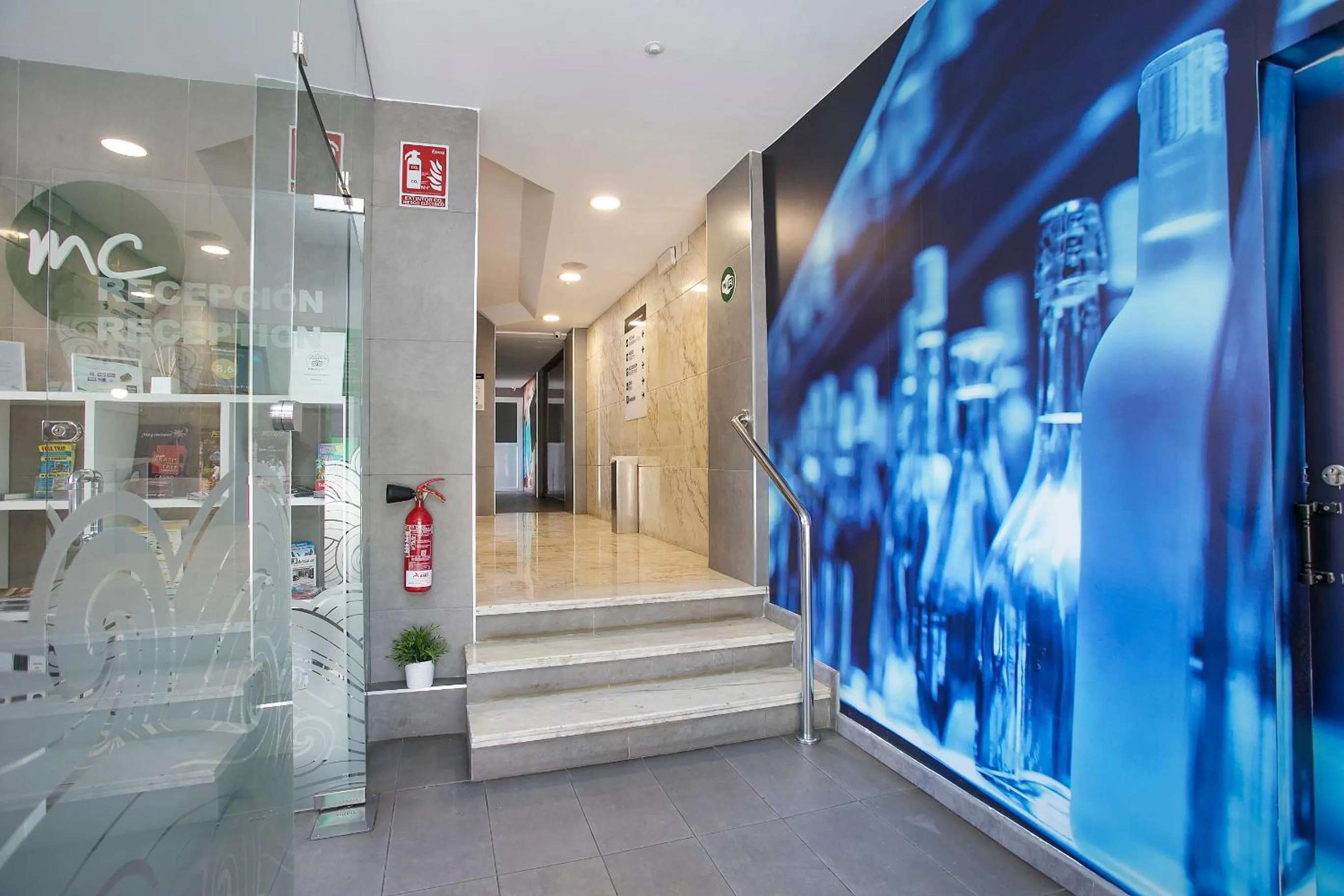 Lobby or reception in Apartamentos Amalia By Mc