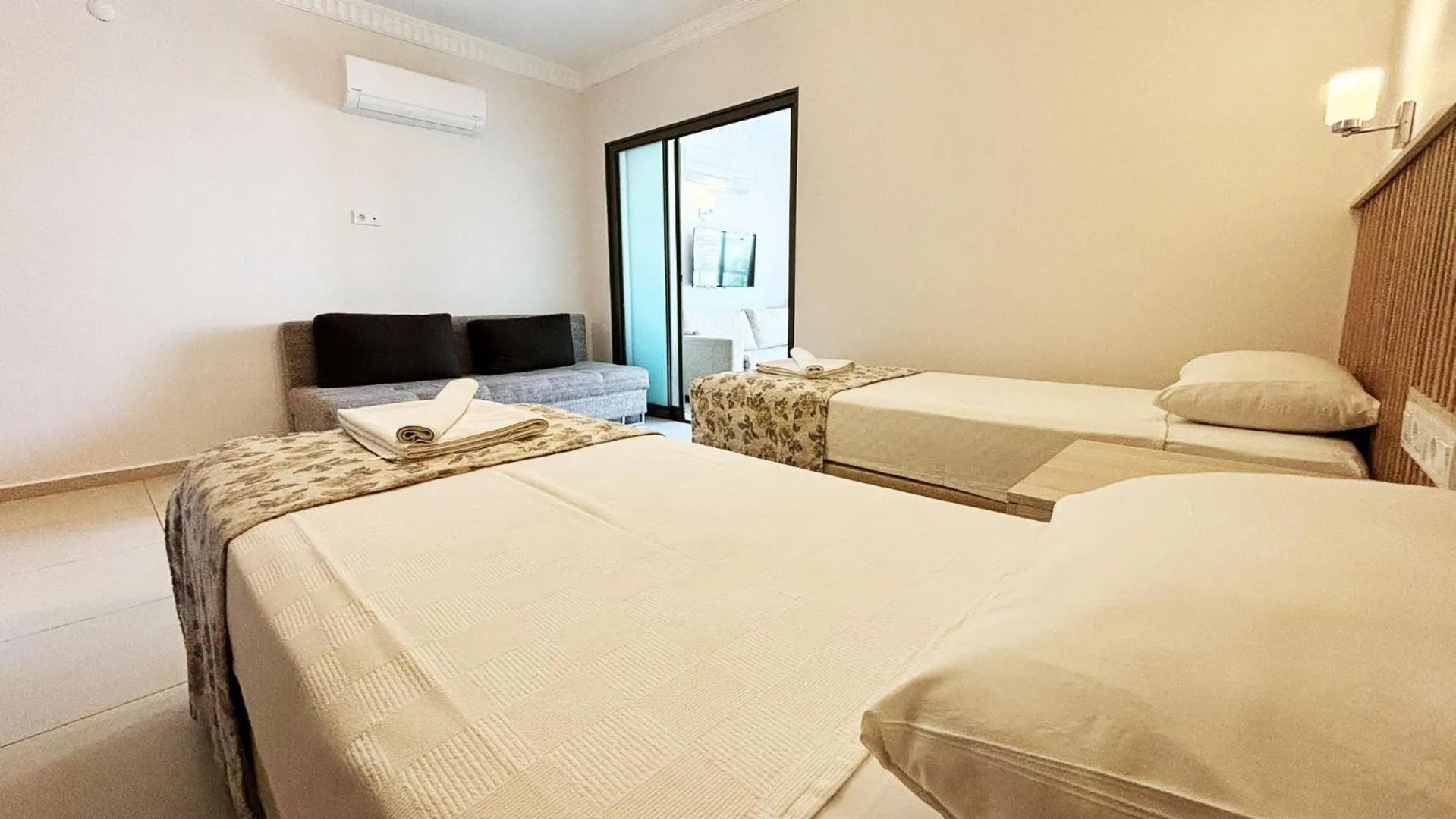 Bed in Forum Residence Hotel