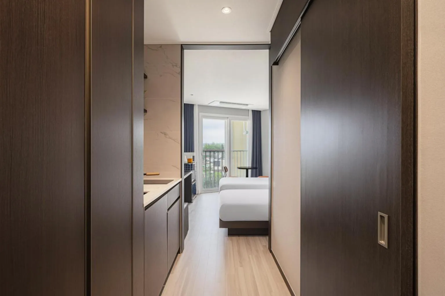 Bed in Le Collective Sokcho Beach