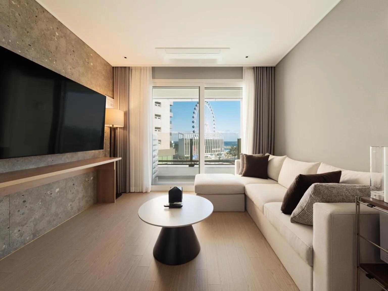 Living room in Le Collective Sokcho Beach