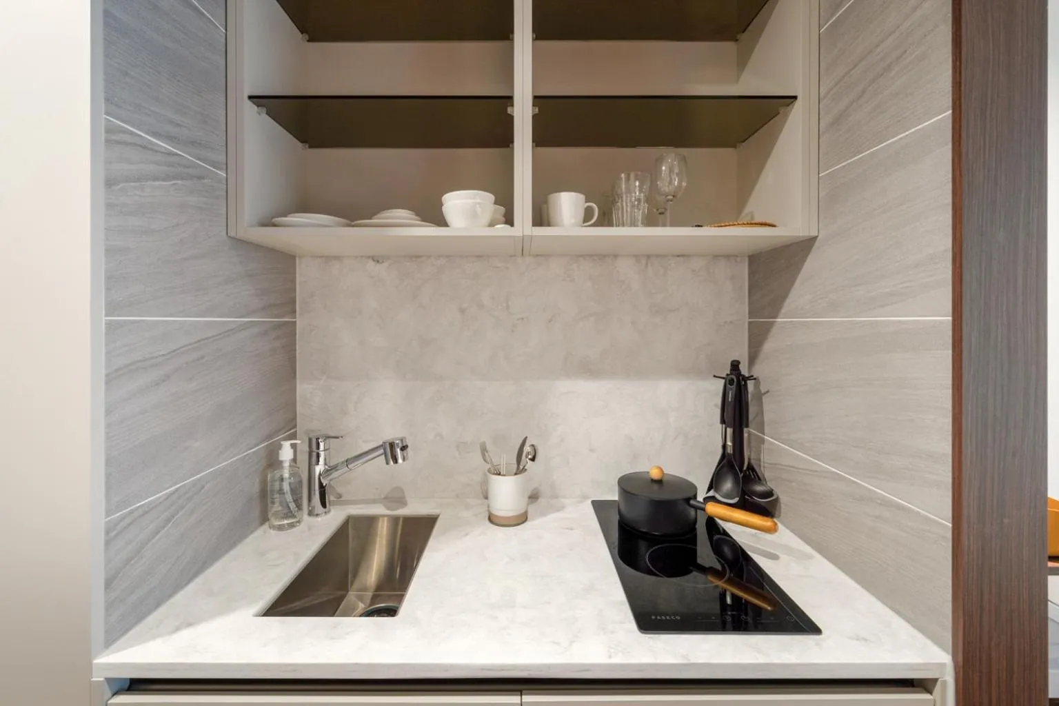 Property building in Le Collective Sokcho Beach