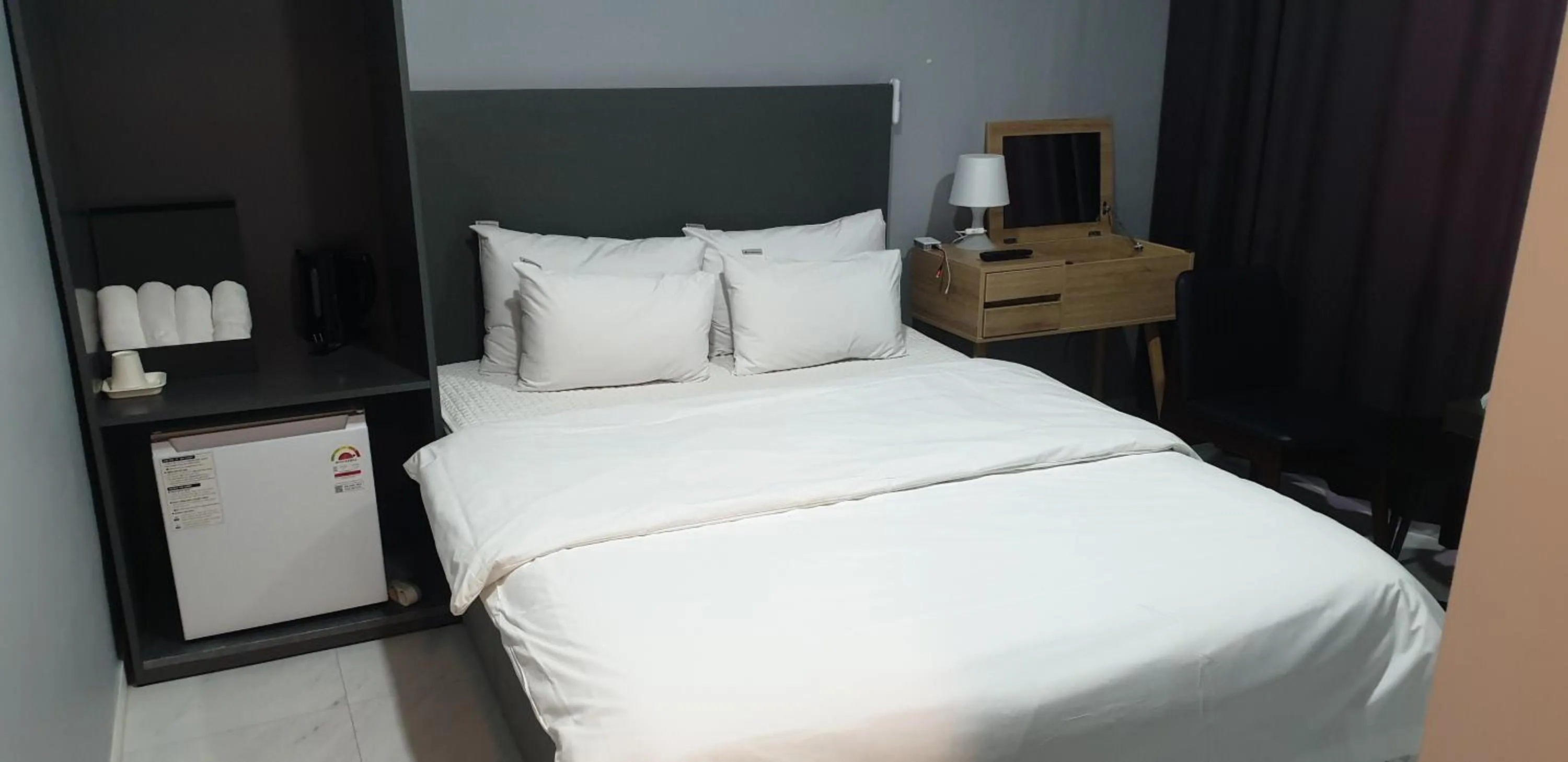 Bed in JI Boutique Hotel