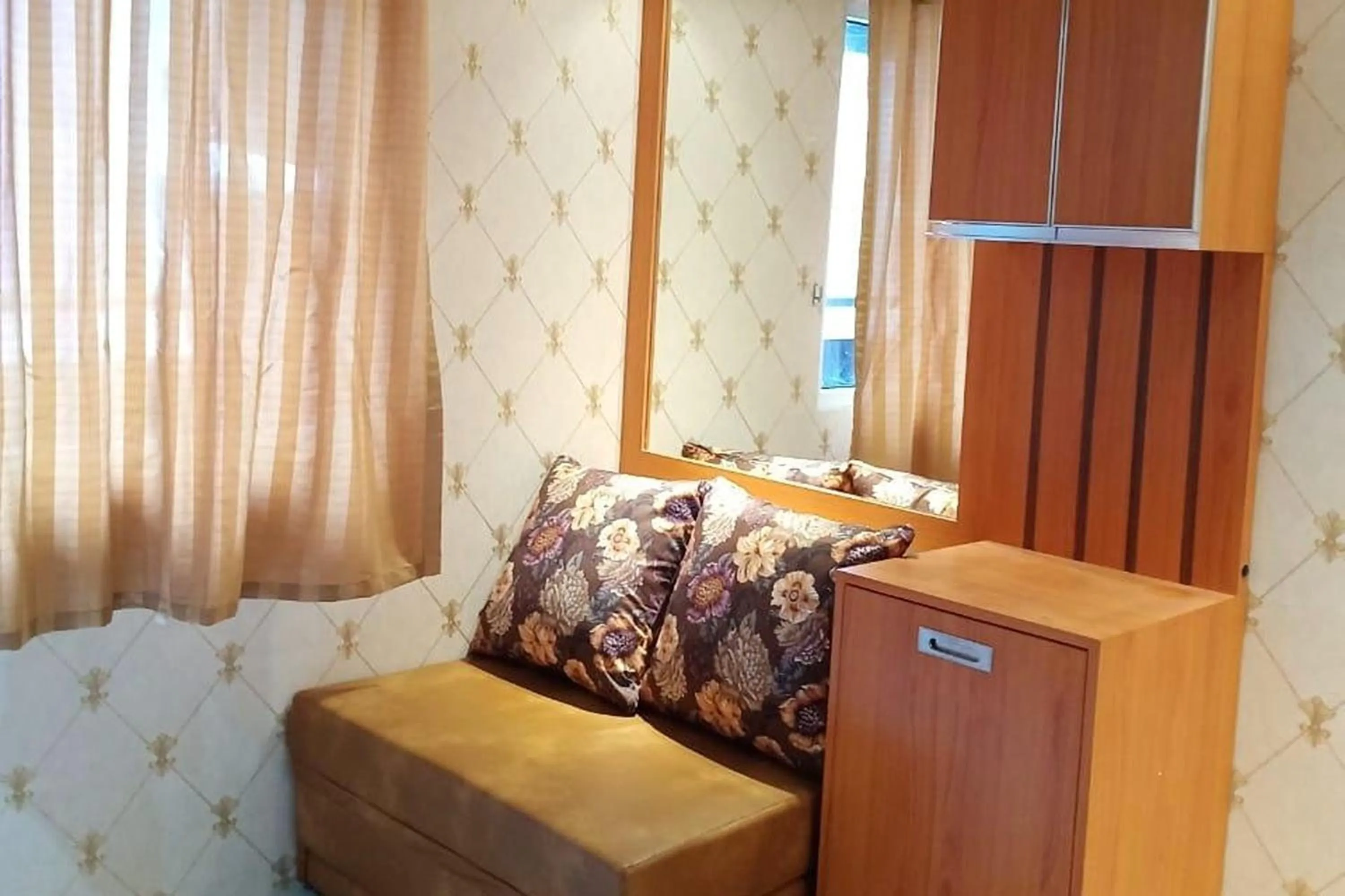 Seating area, Bed in Green Pramuka by Uchi Property