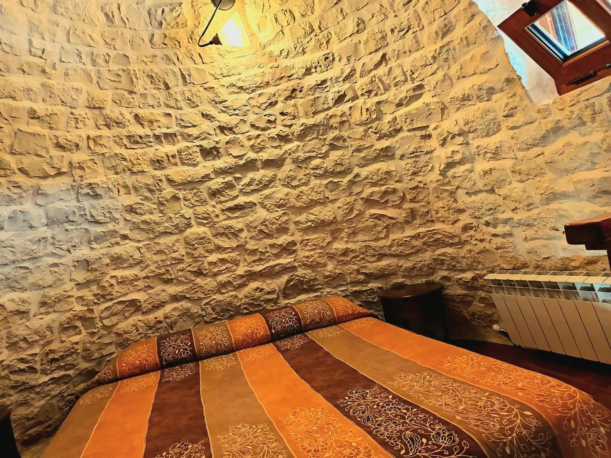 Bed in La Rosa dei Trulli B&B