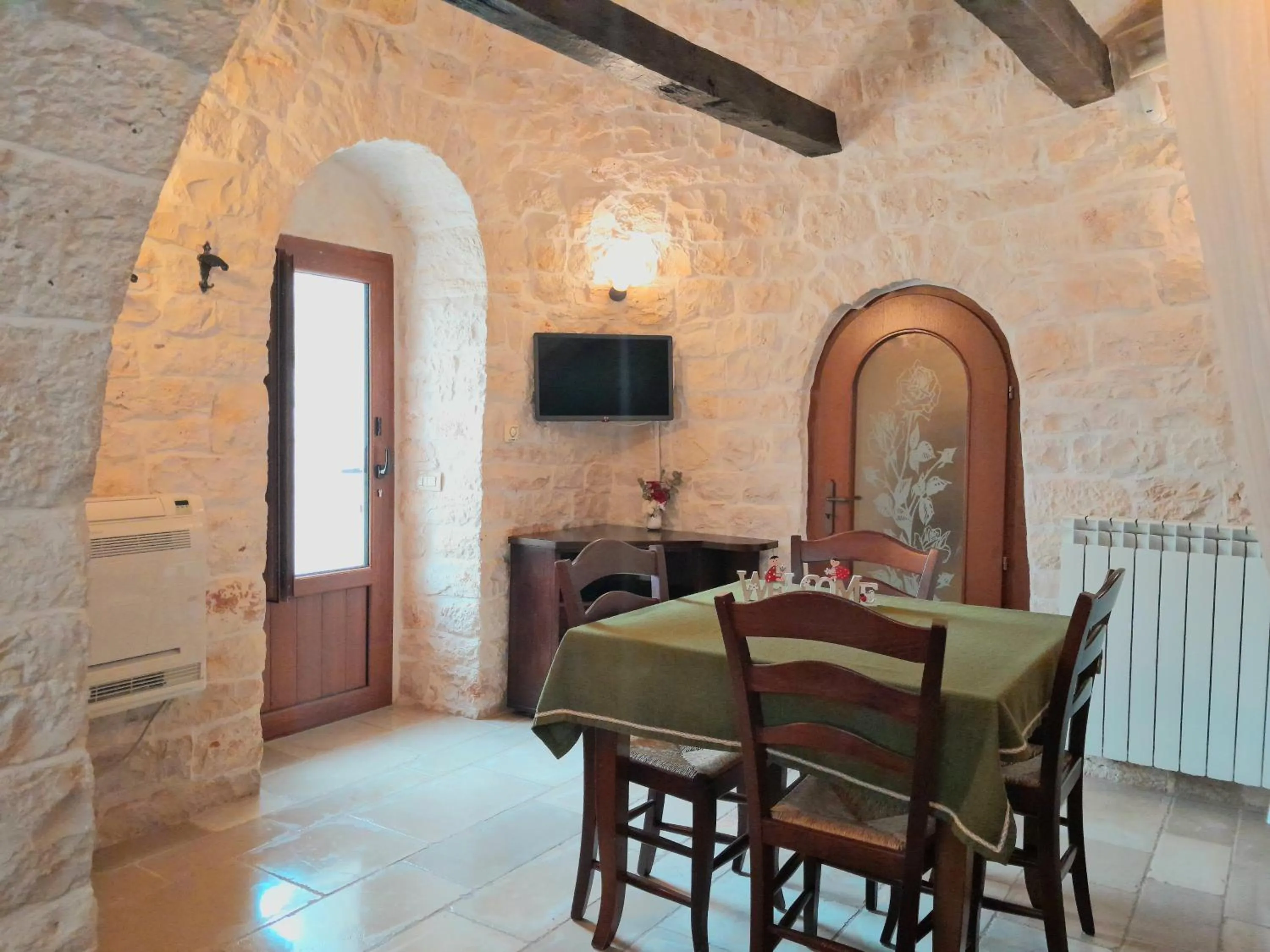 TV and multimedia in La Rosa dei Trulli B&B