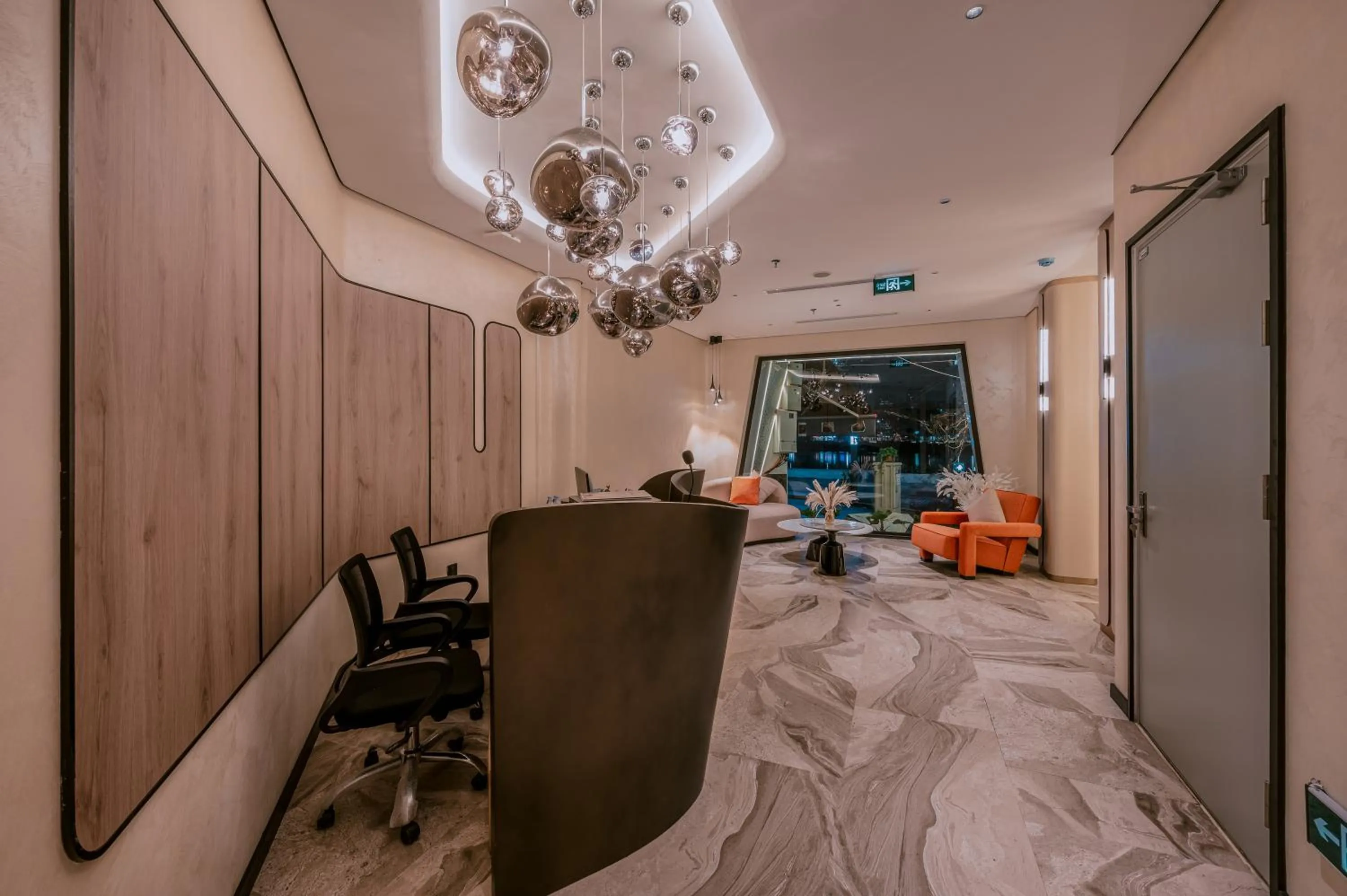 iRest Signature Ba Dinh Lakeside