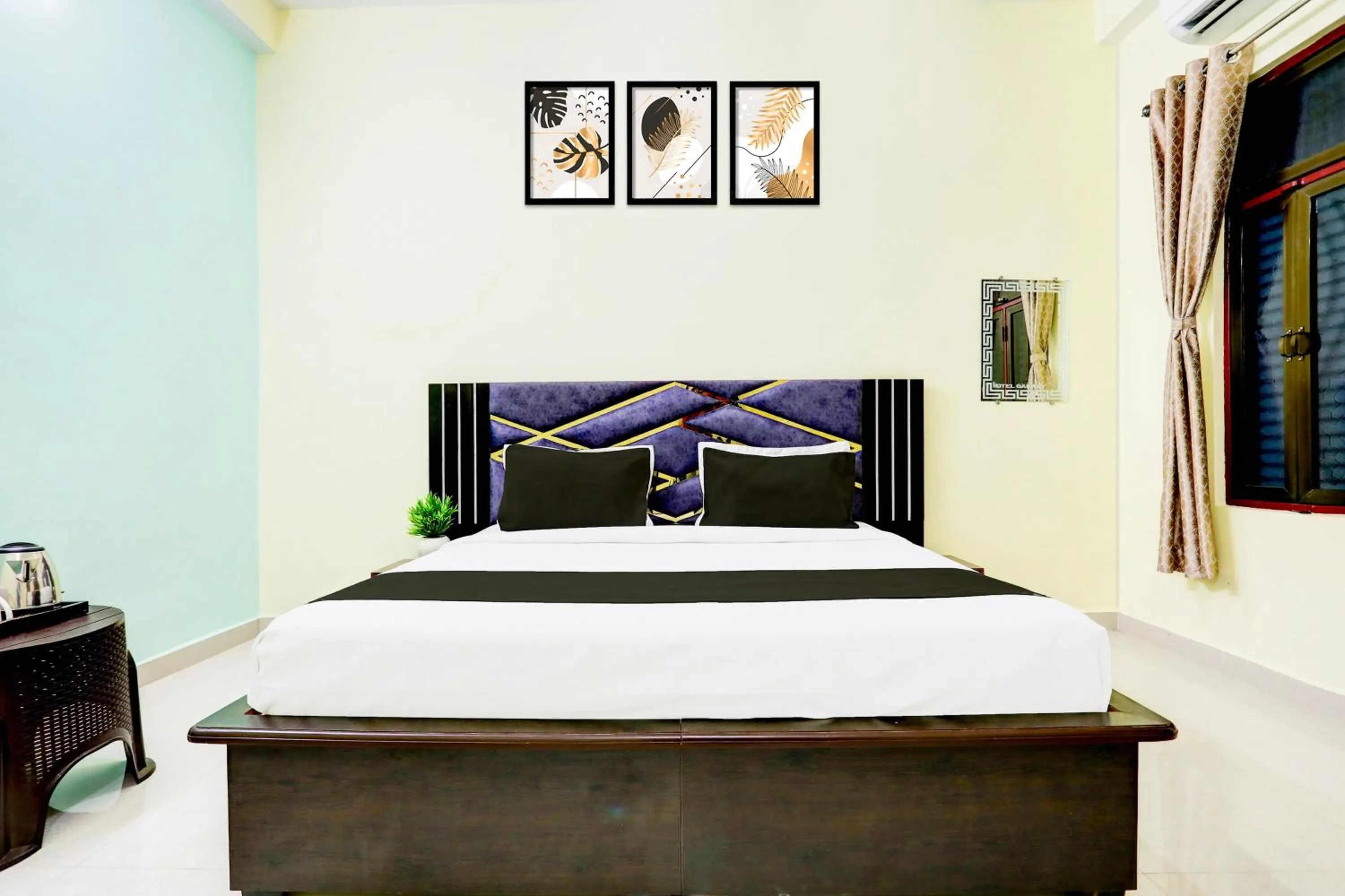 Bedroom, Bed in Hotel O Galaxy