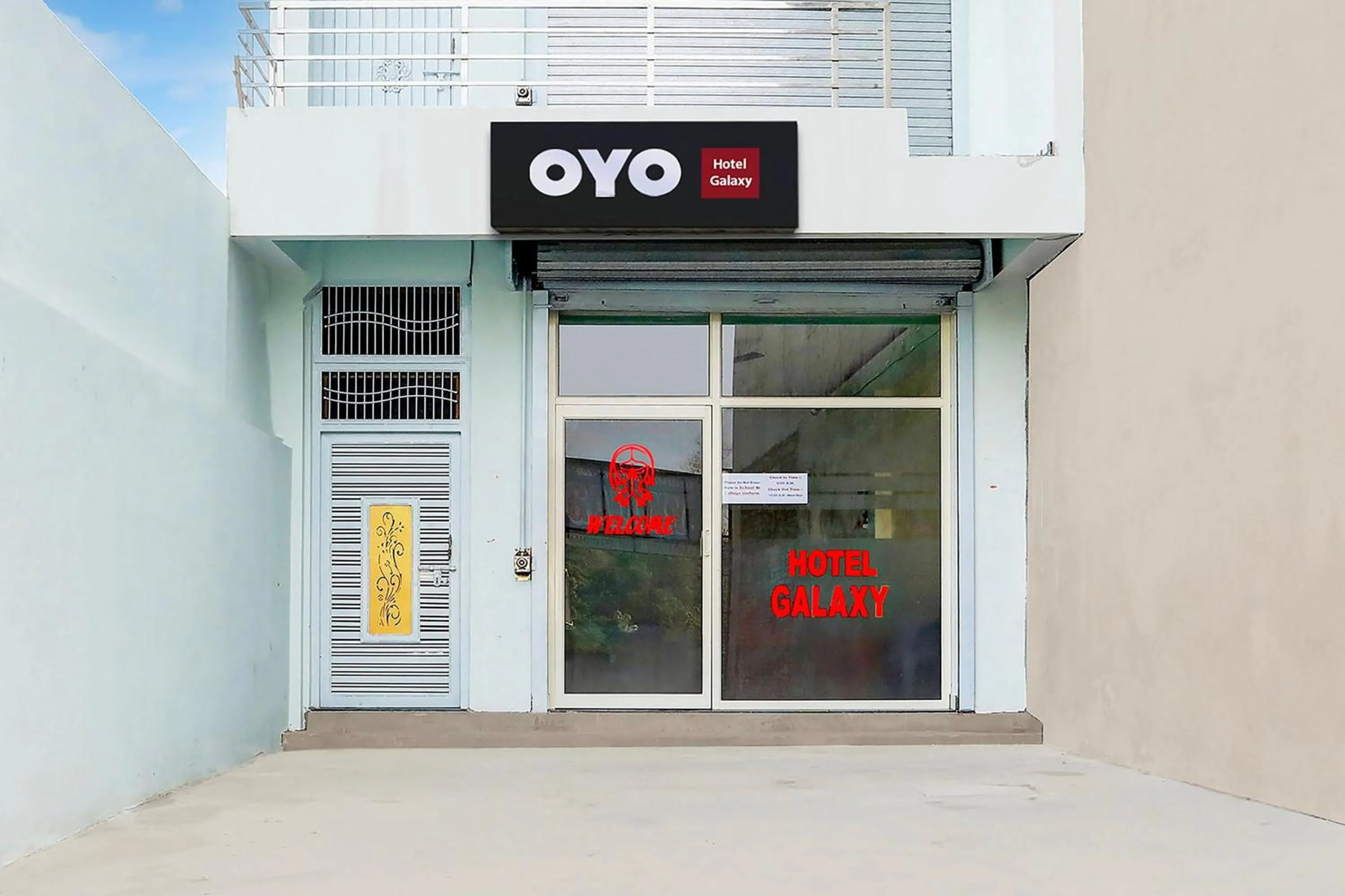 Facade/entrance in Hotel O Galaxy