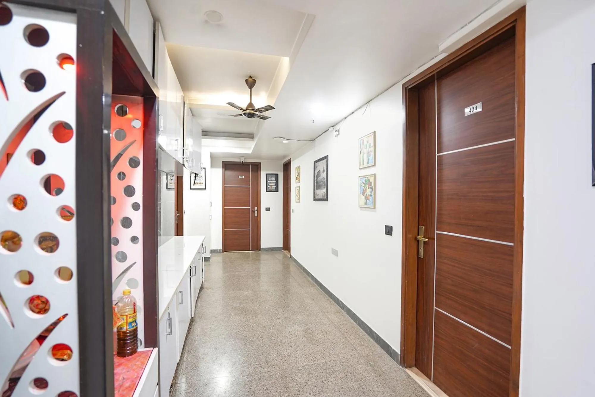 Lobby or reception in FabHotel Golden Eye Inn - Nehru Place Market