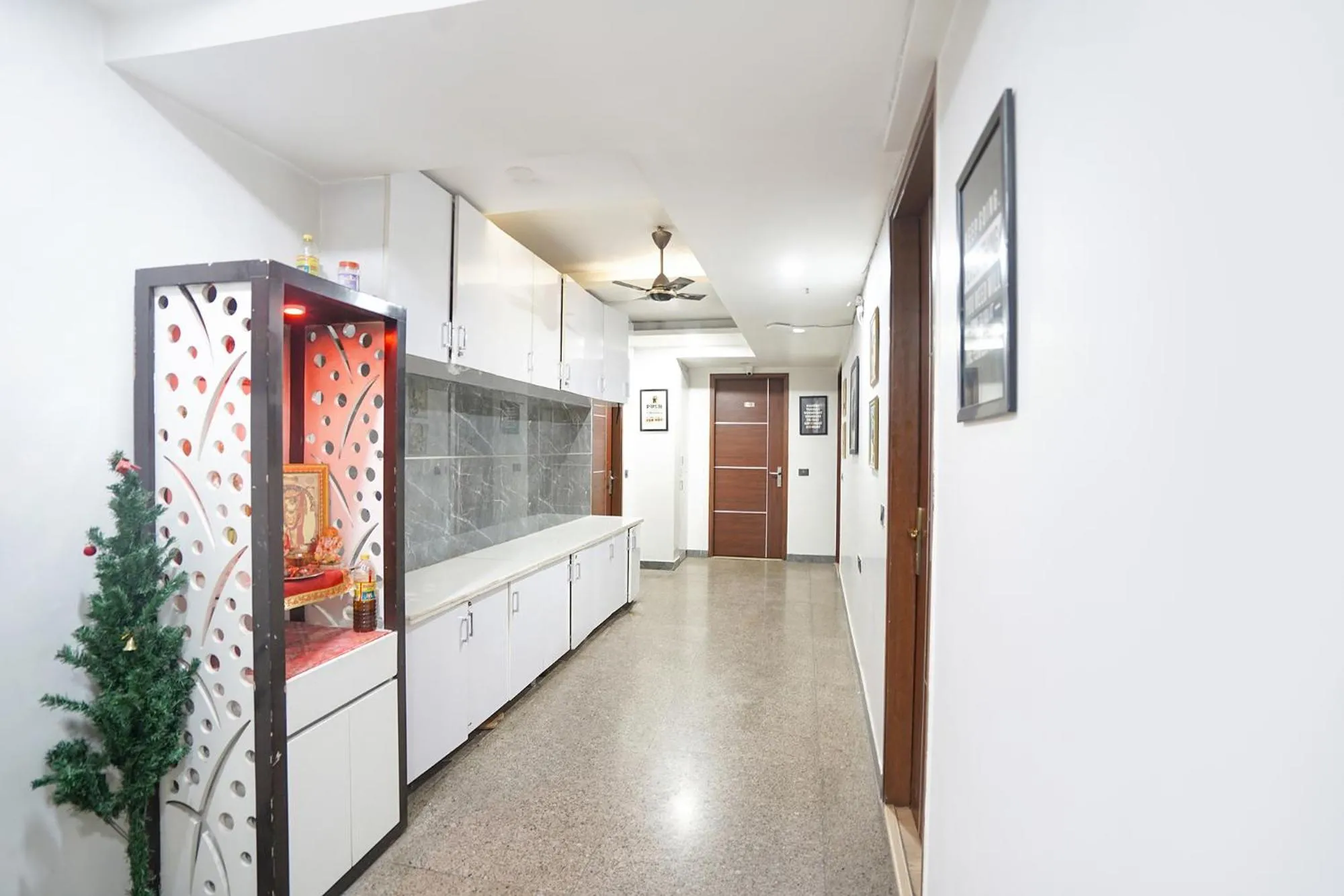 Lobby or reception in FabHotel Golden Eye Inn - Nehru Place Market