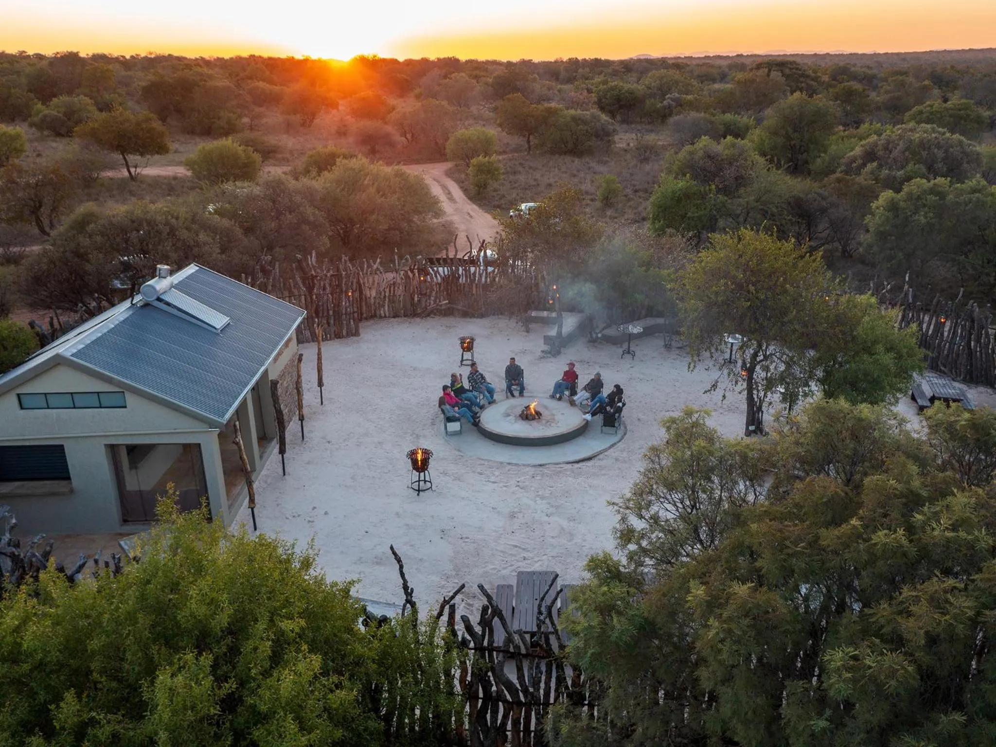 BBQ facilities in Dikhololo