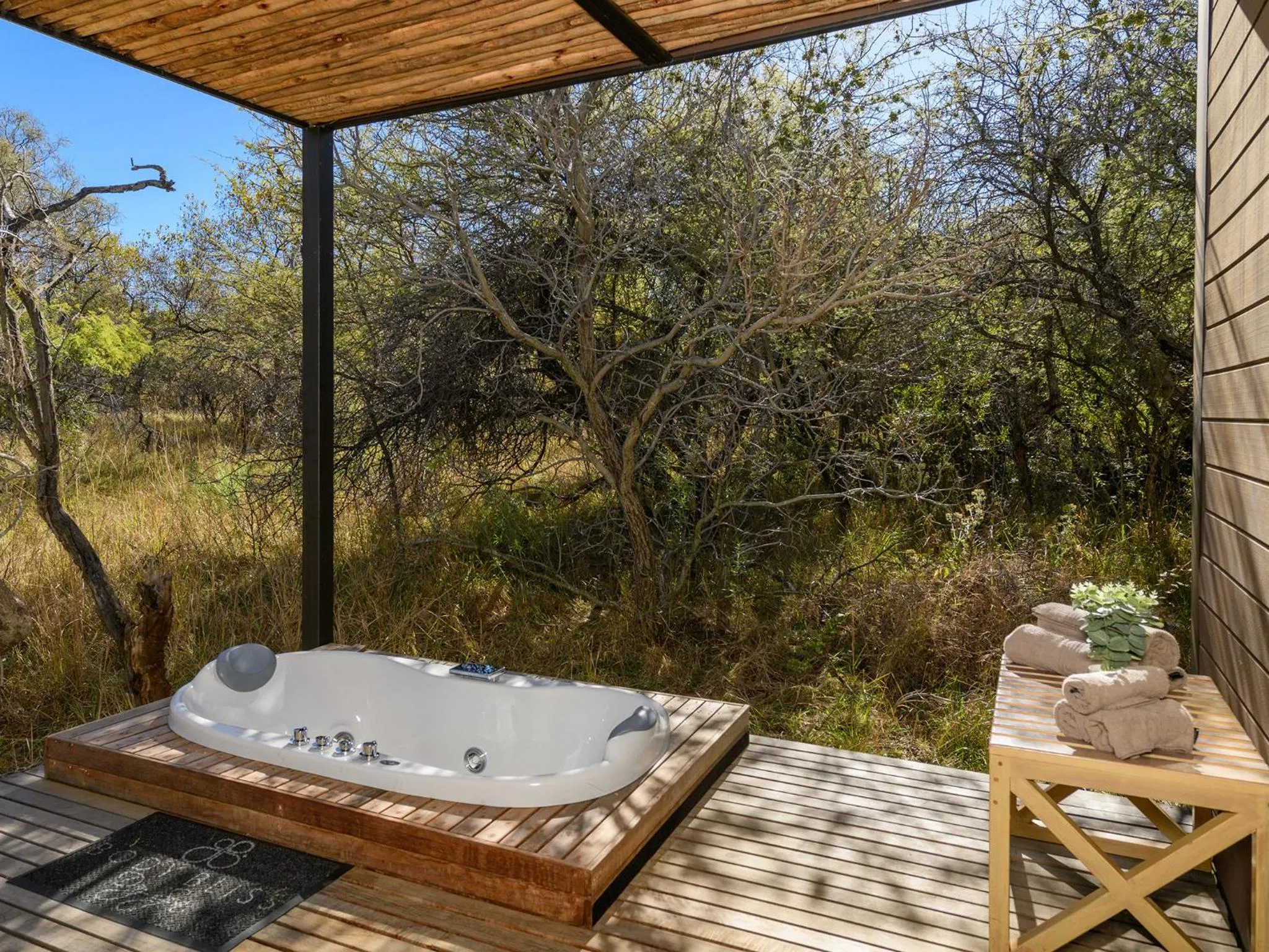 Hot Tub in Dikhololo