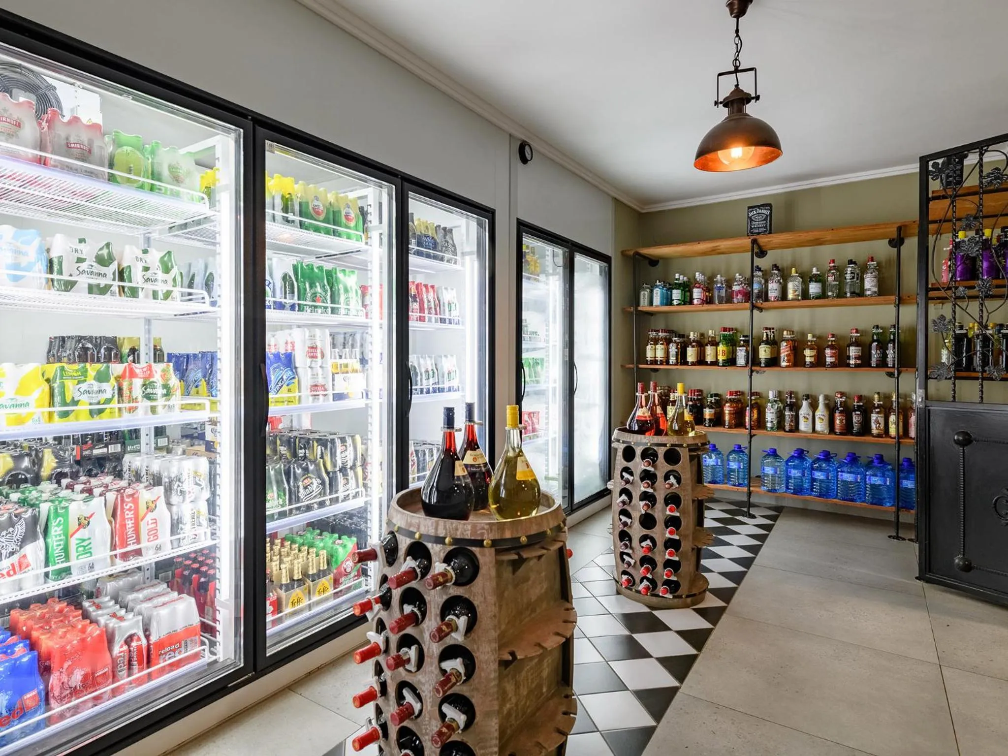 On-site shops in Dikhololo