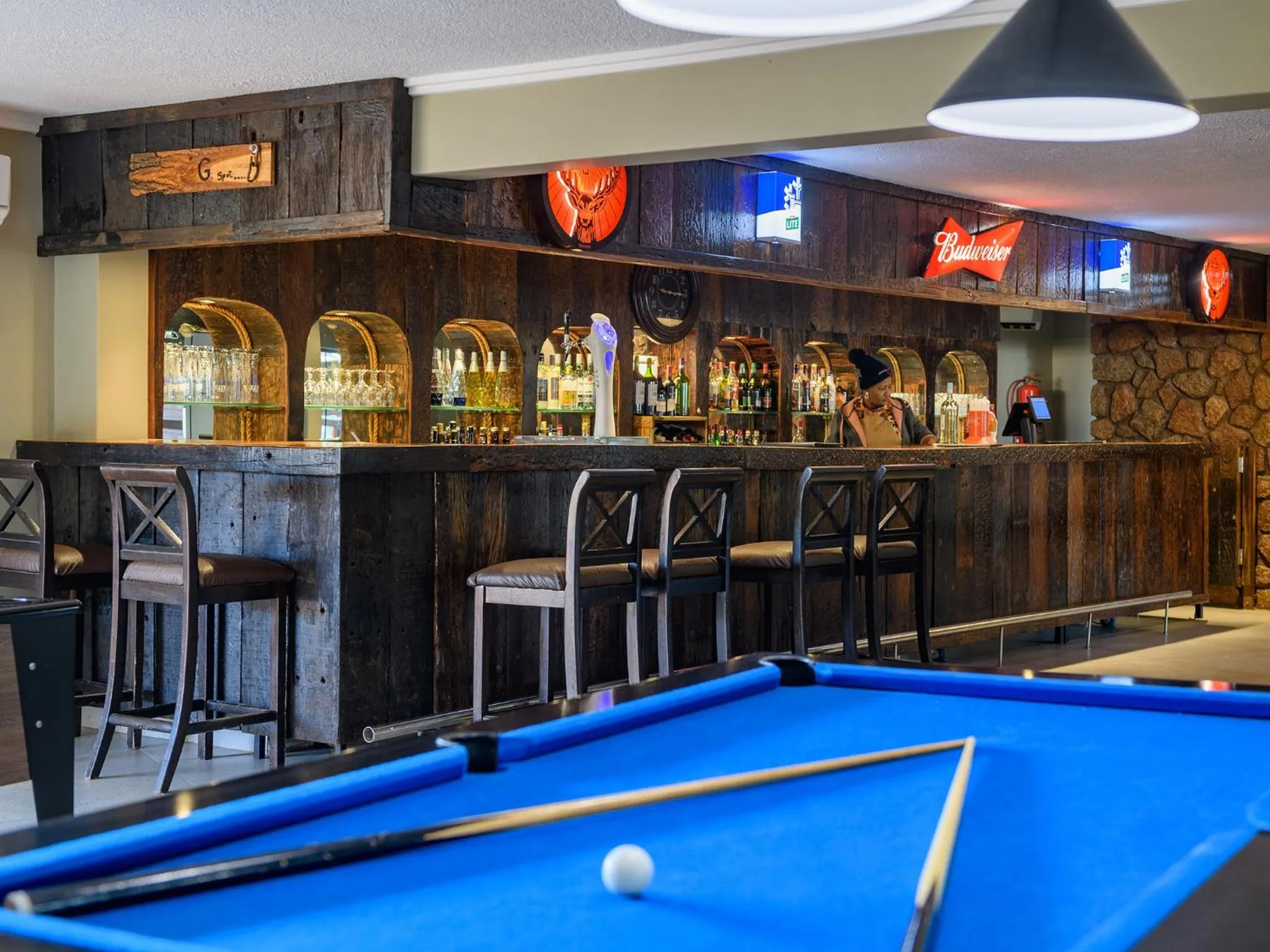 Lounge or bar in Dikhololo