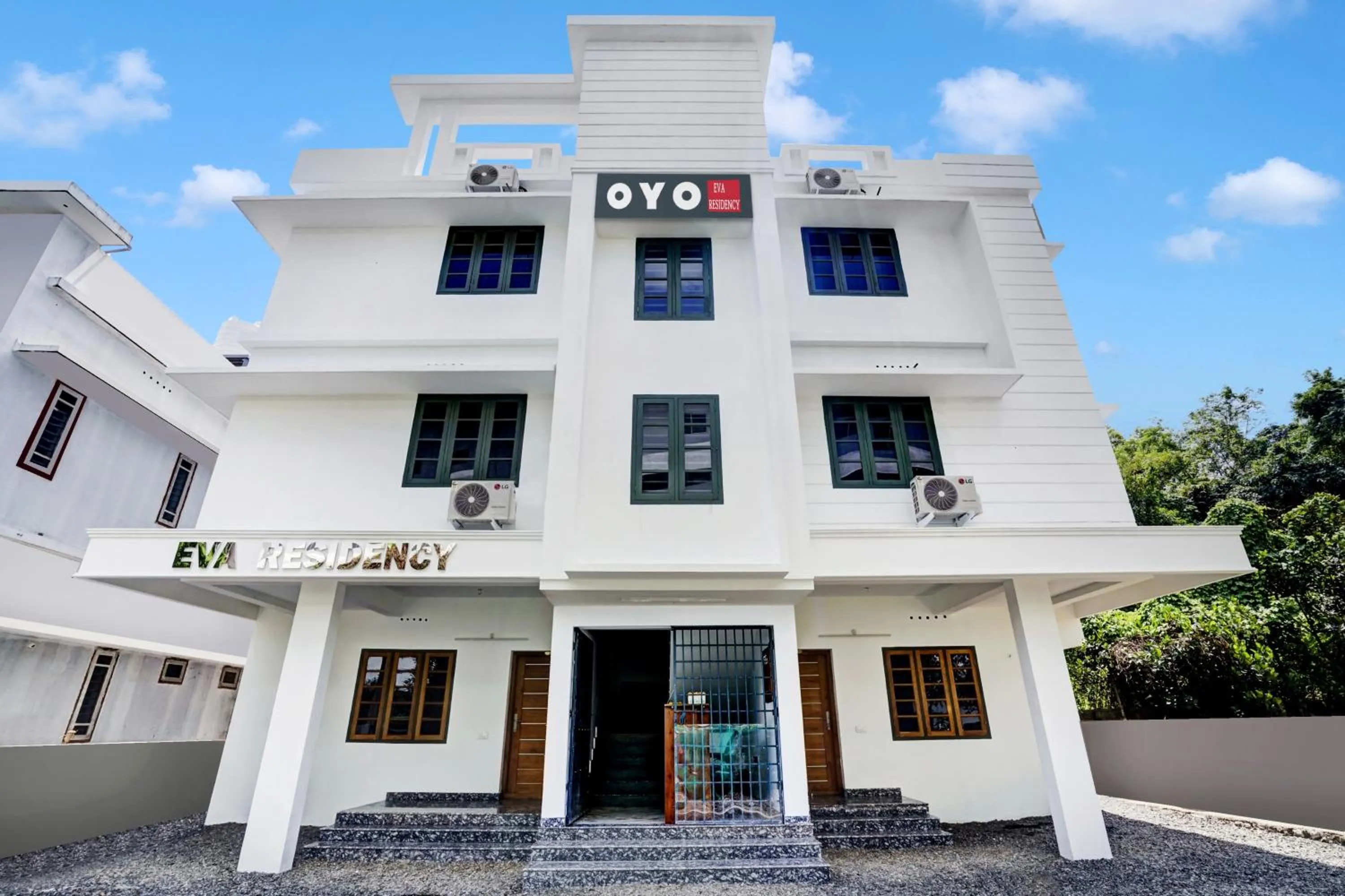 Facade/entrance in Hotel O EVA RESIDENCY