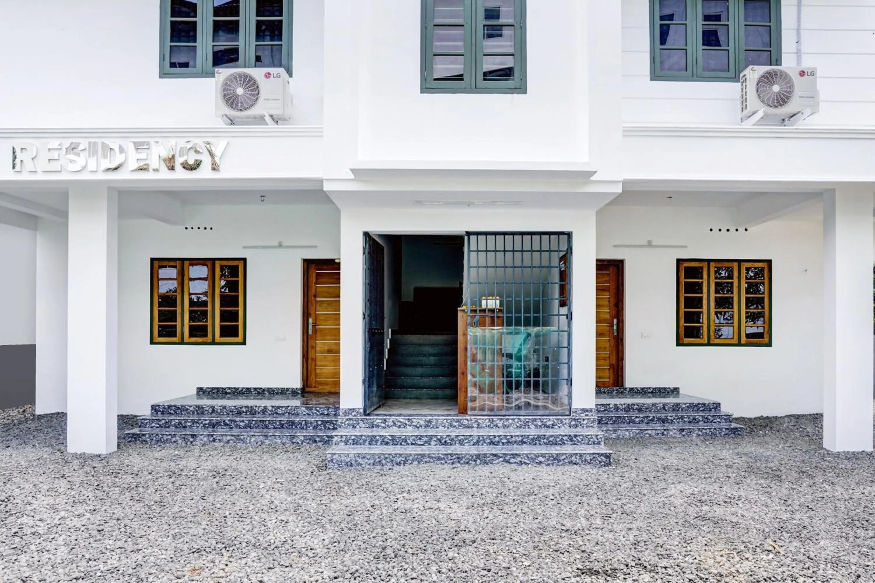Facade/entrance in Hotel O EVA RESIDENCY