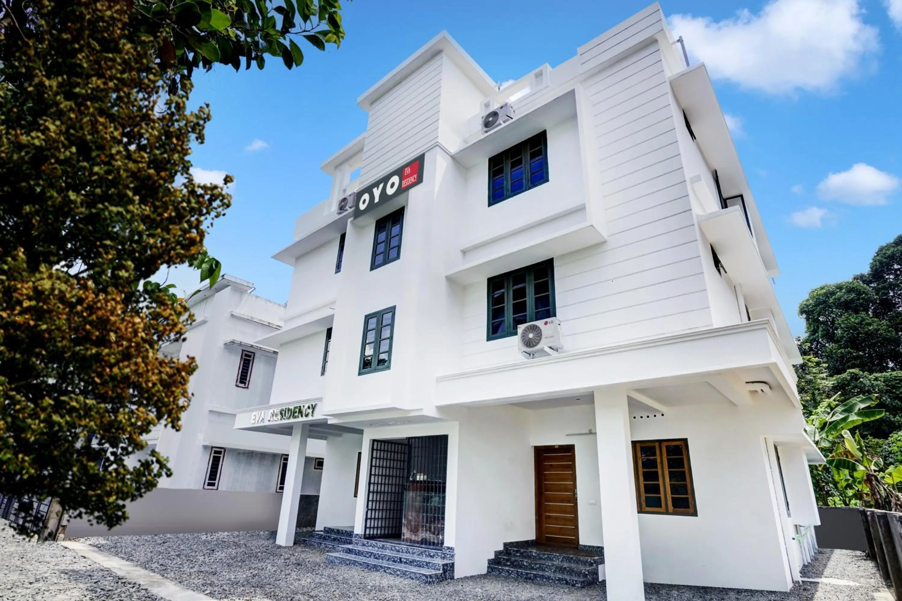 Facade/entrance in Hotel O EVA RESIDENCY