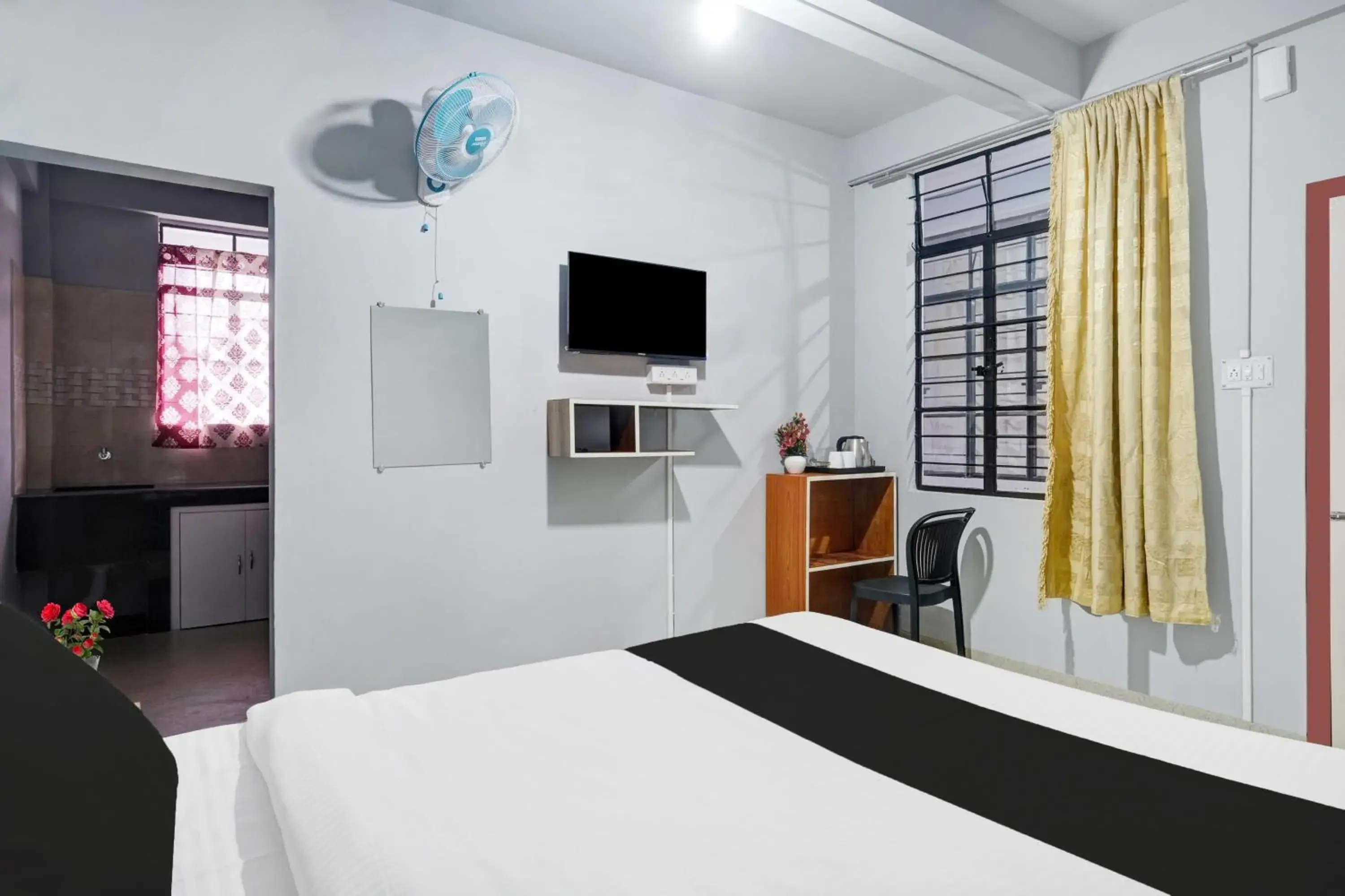 Bedroom, Bed in Super Hotel O Lapalang Shillong Bedroom, Bed in Super Hotel O Lapalang Shillong