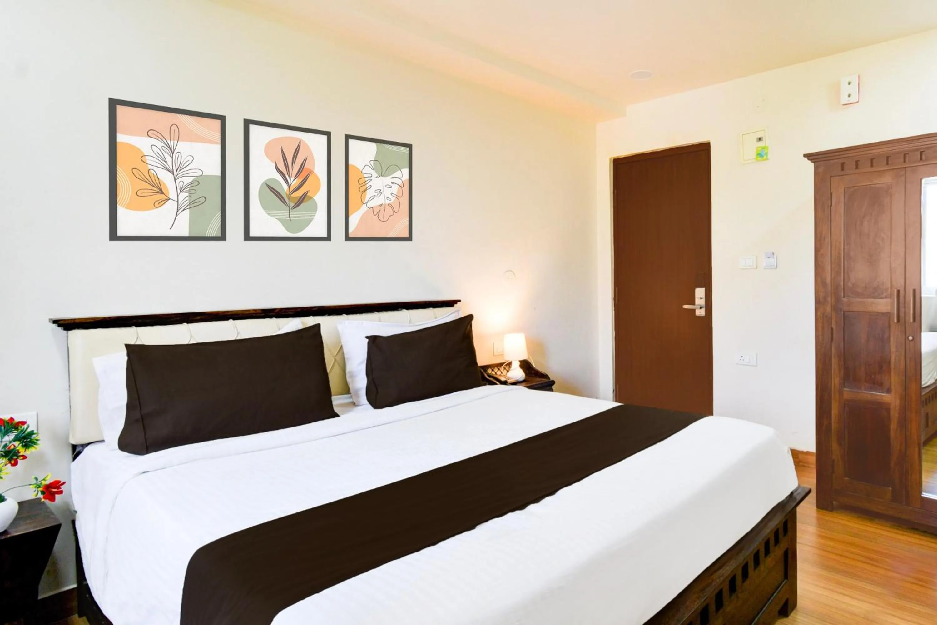Super Townhouse Gachibowli Near Gopichand Academy