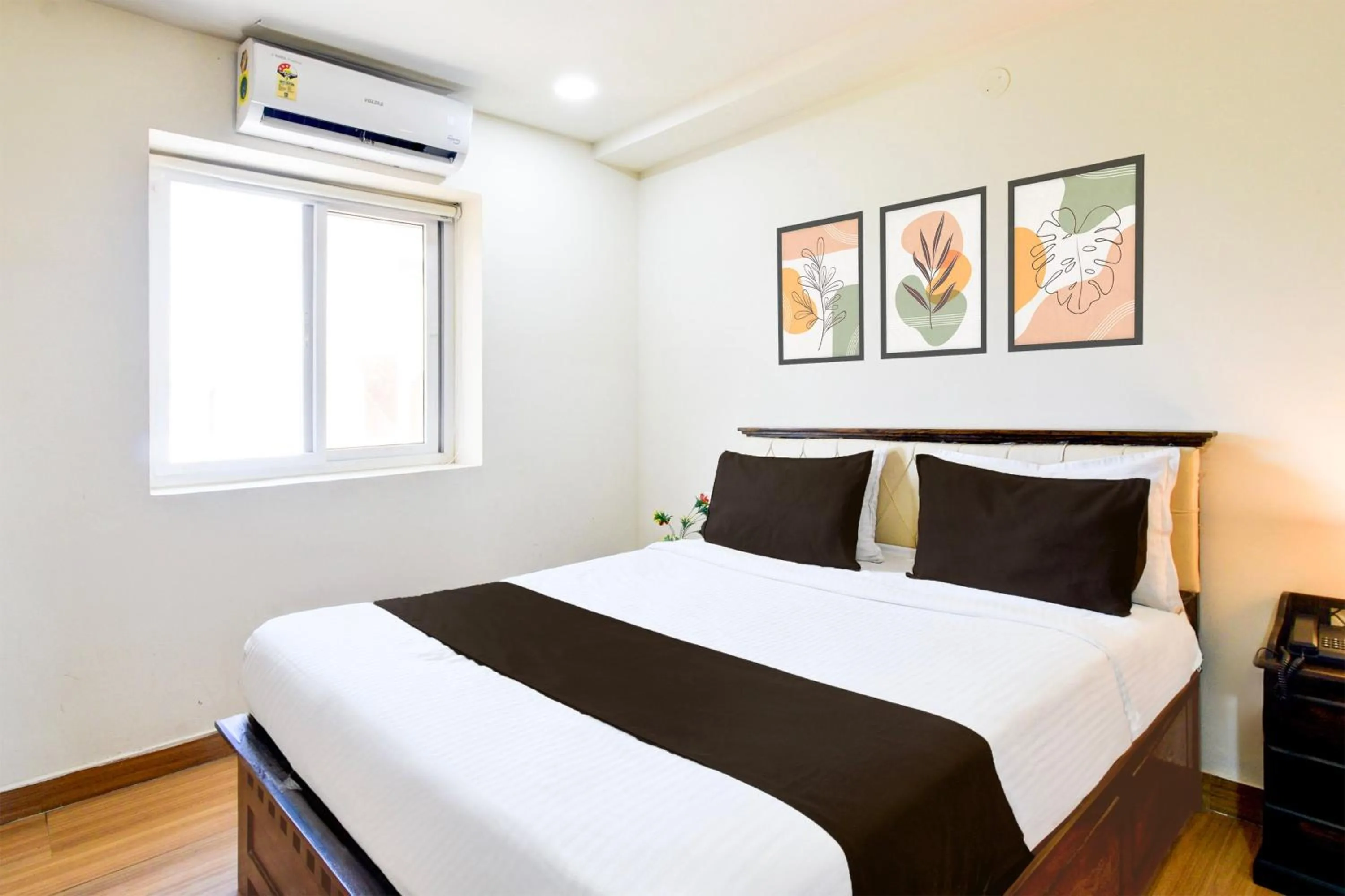 Super Townhouse Gachibowli Near Gopichand Academy