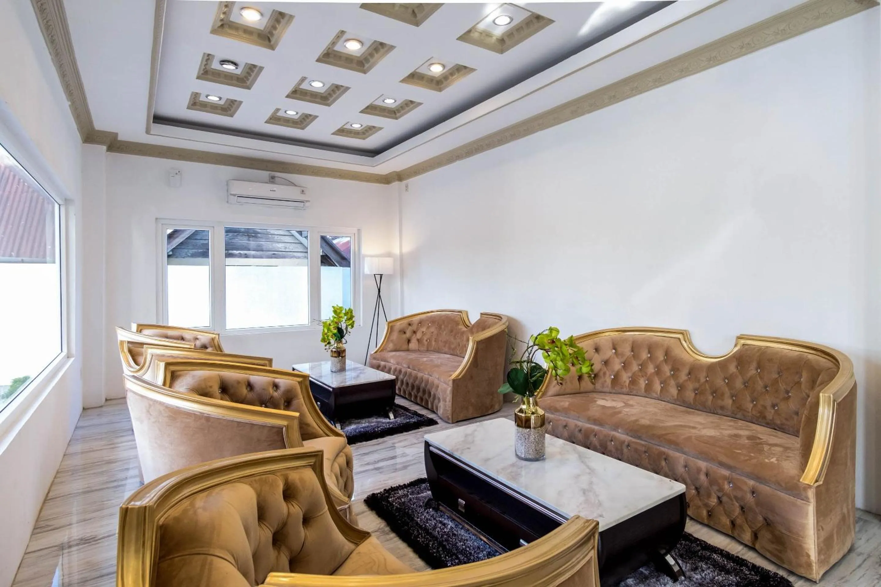 Lobby or reception in Capital O 293 Mutiara Hijau Suites Syariah