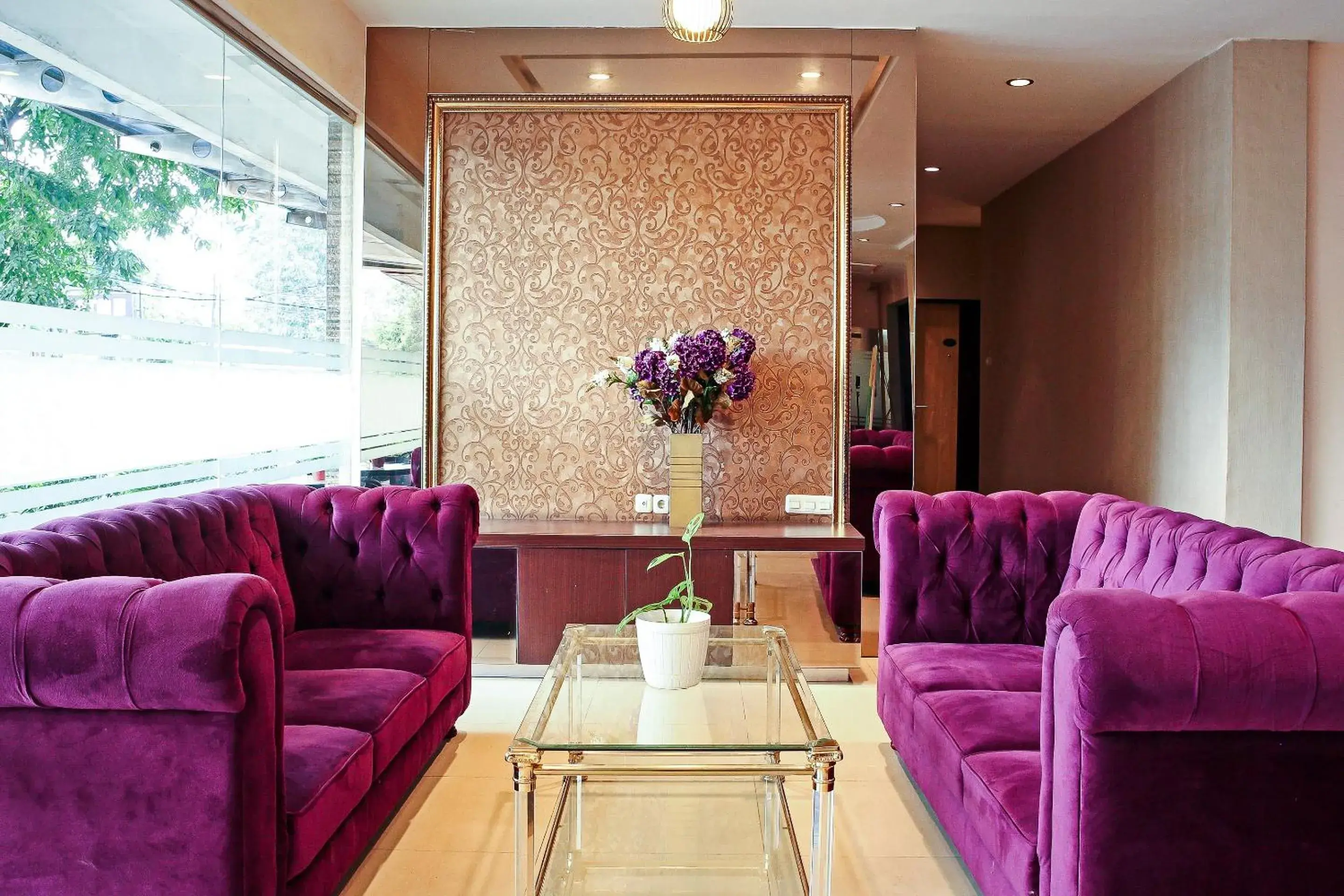 Lobby or reception in Hotel O Bumi Malaya Lobby or reception in Hotel O Bumi Malaya