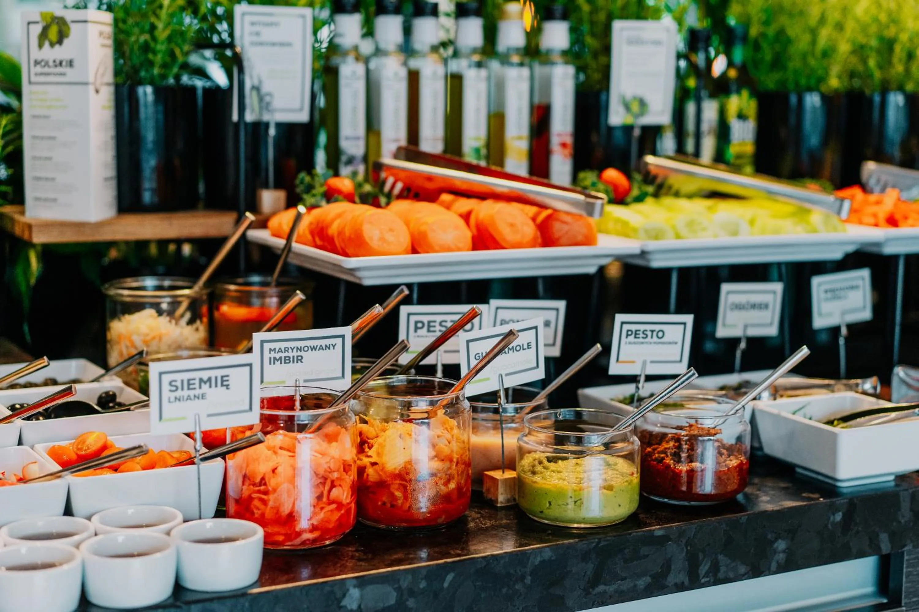 Restaurant/places to eat in Q Hotel Plus Kraków