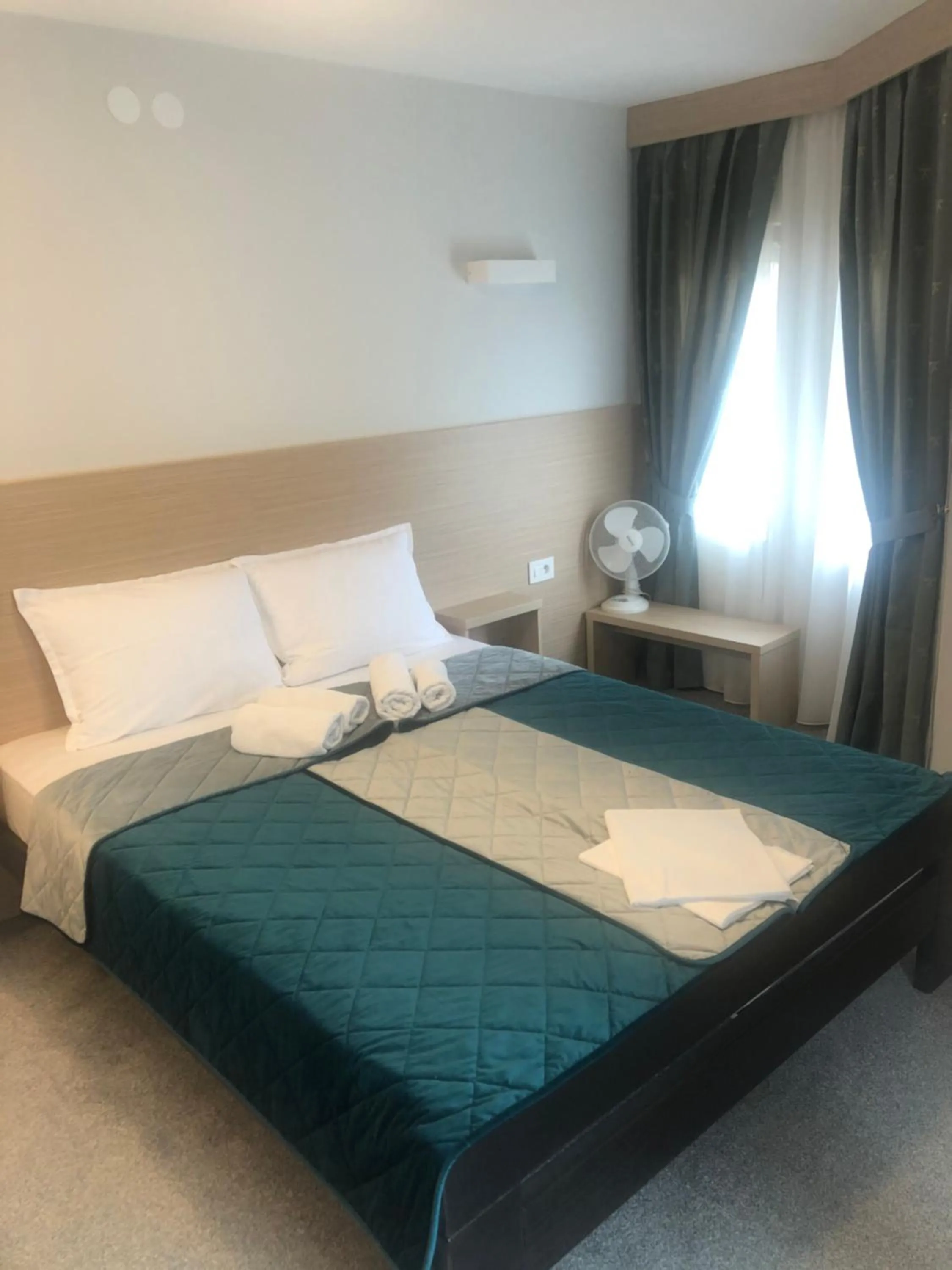 Bed in Garni hotel Vir