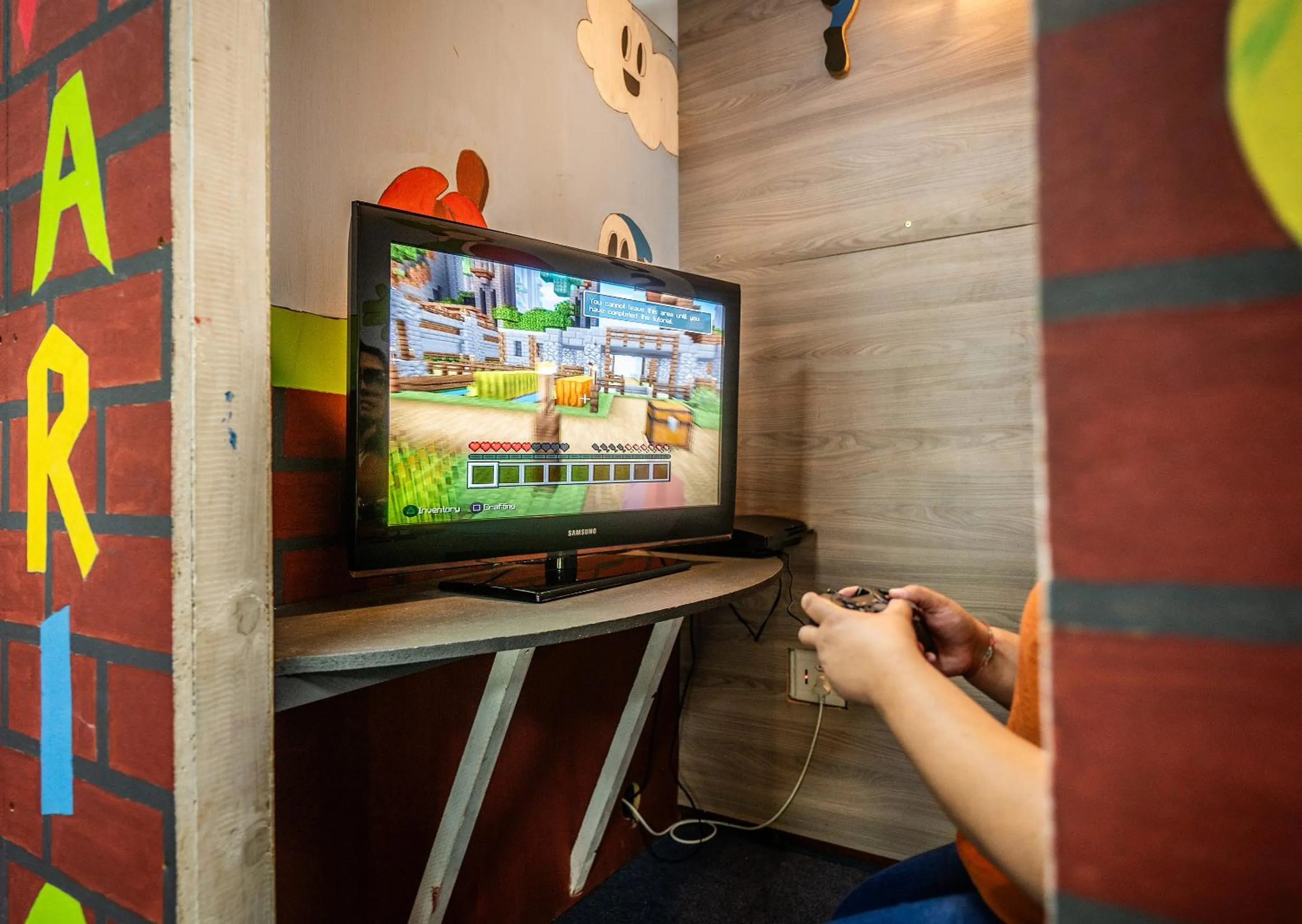 TV and multimedia in Little Switzerland Resort by Dream Resorts