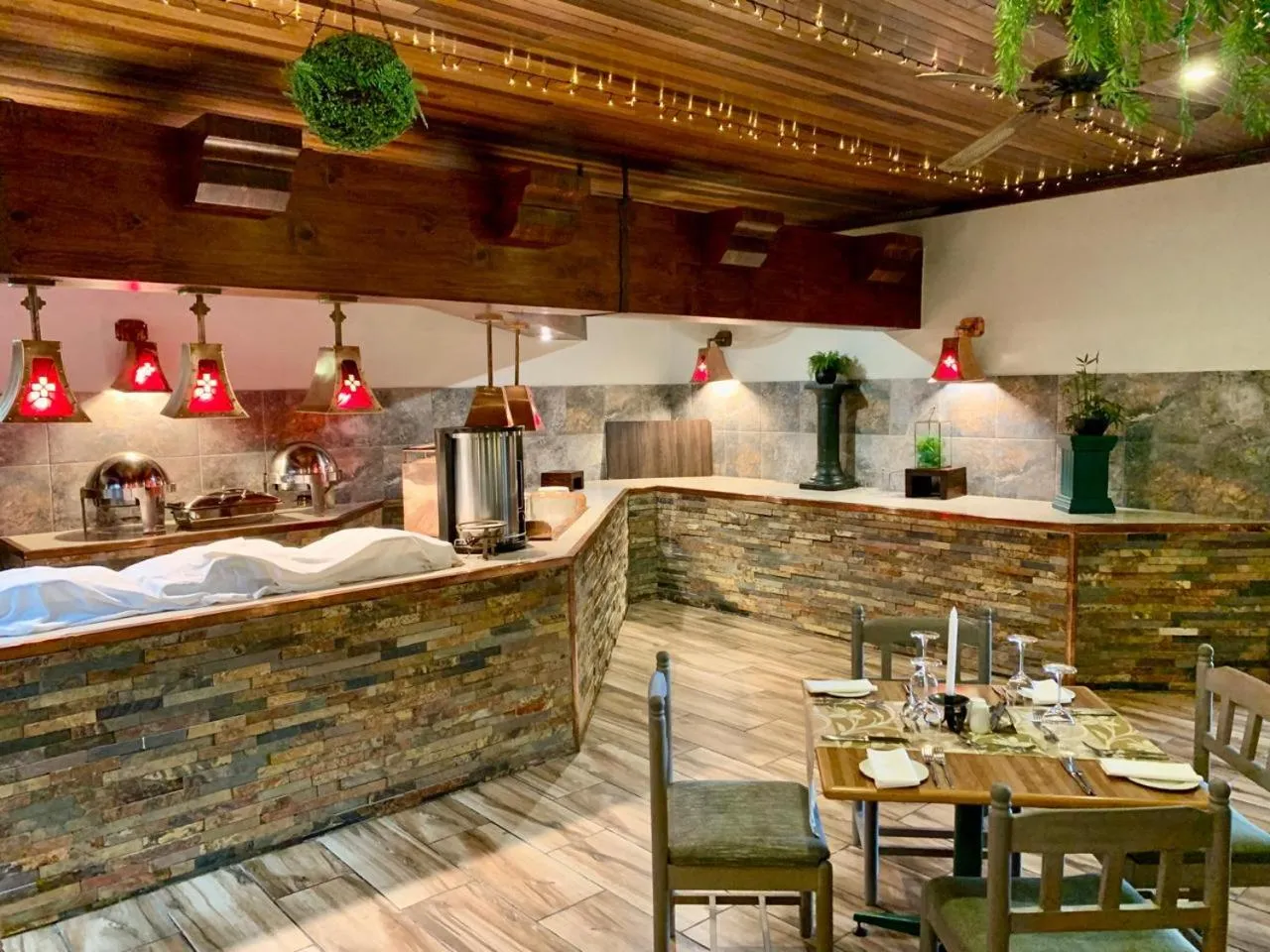 Restaurant/places to eat in Little Switzerland Resort by Dream Resorts