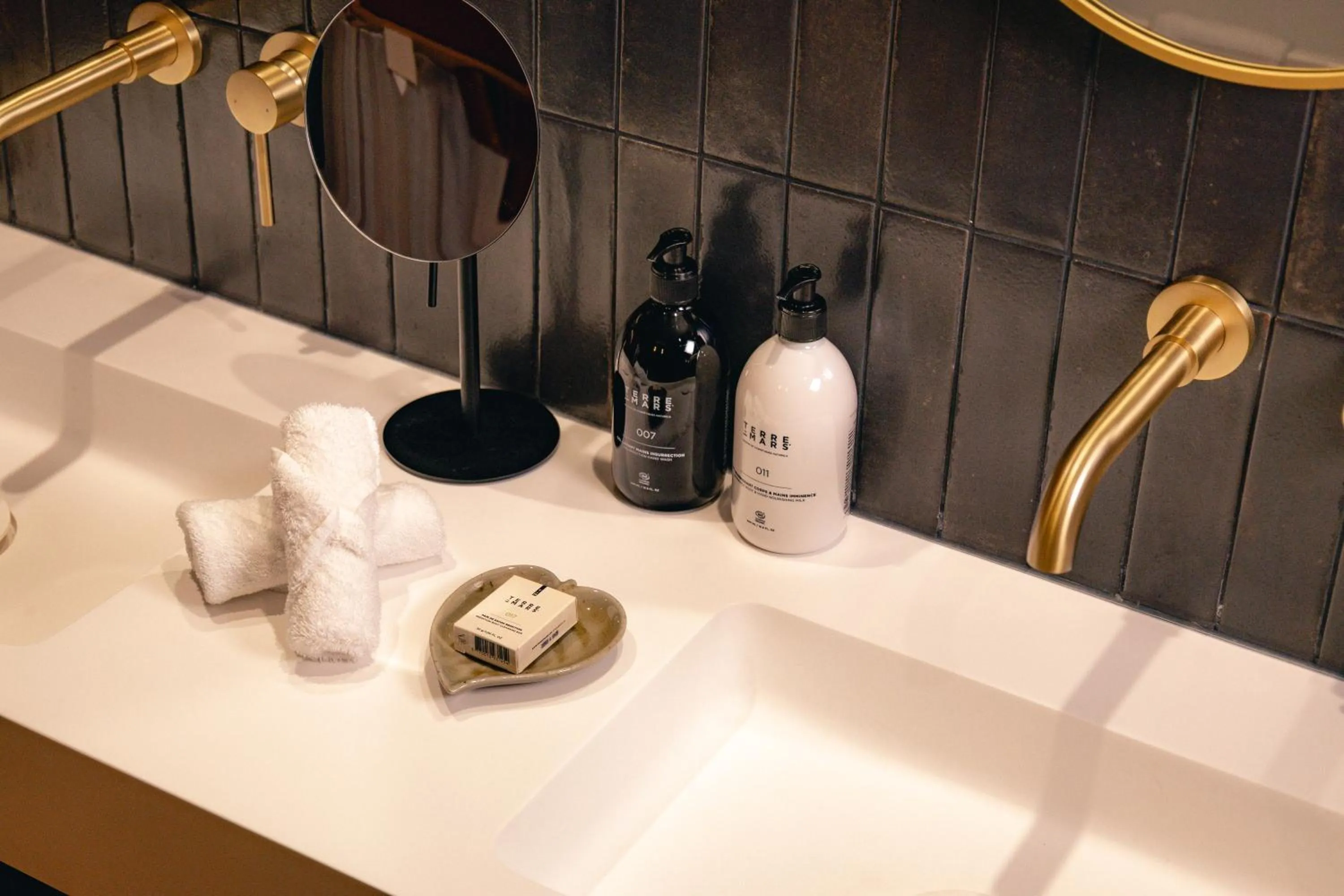 Bathroom in FÓLKLORE Boutique Hôtel