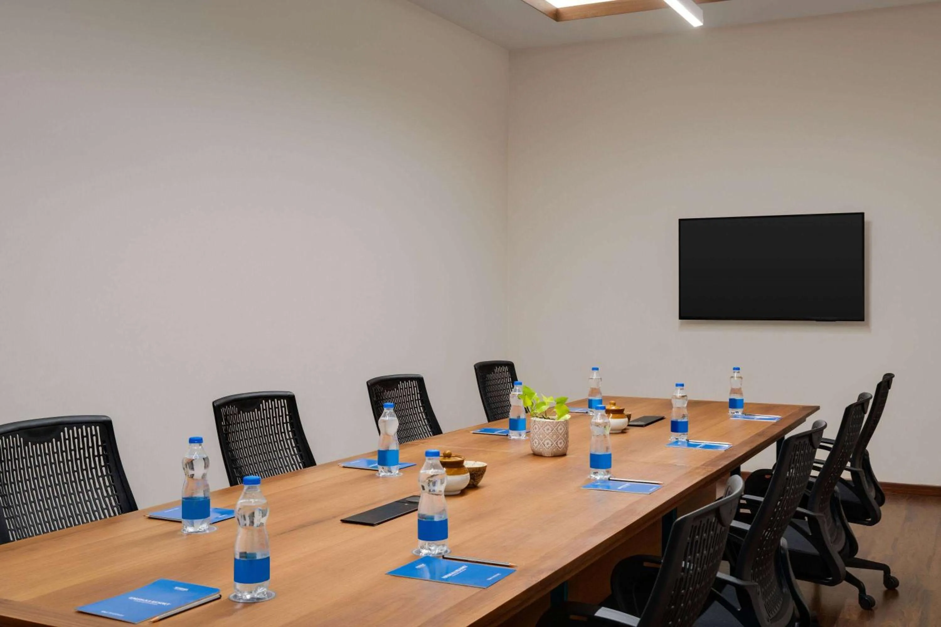 Meeting/conference room in Morickap Lord's 83, Trademark Collection by Wyndham