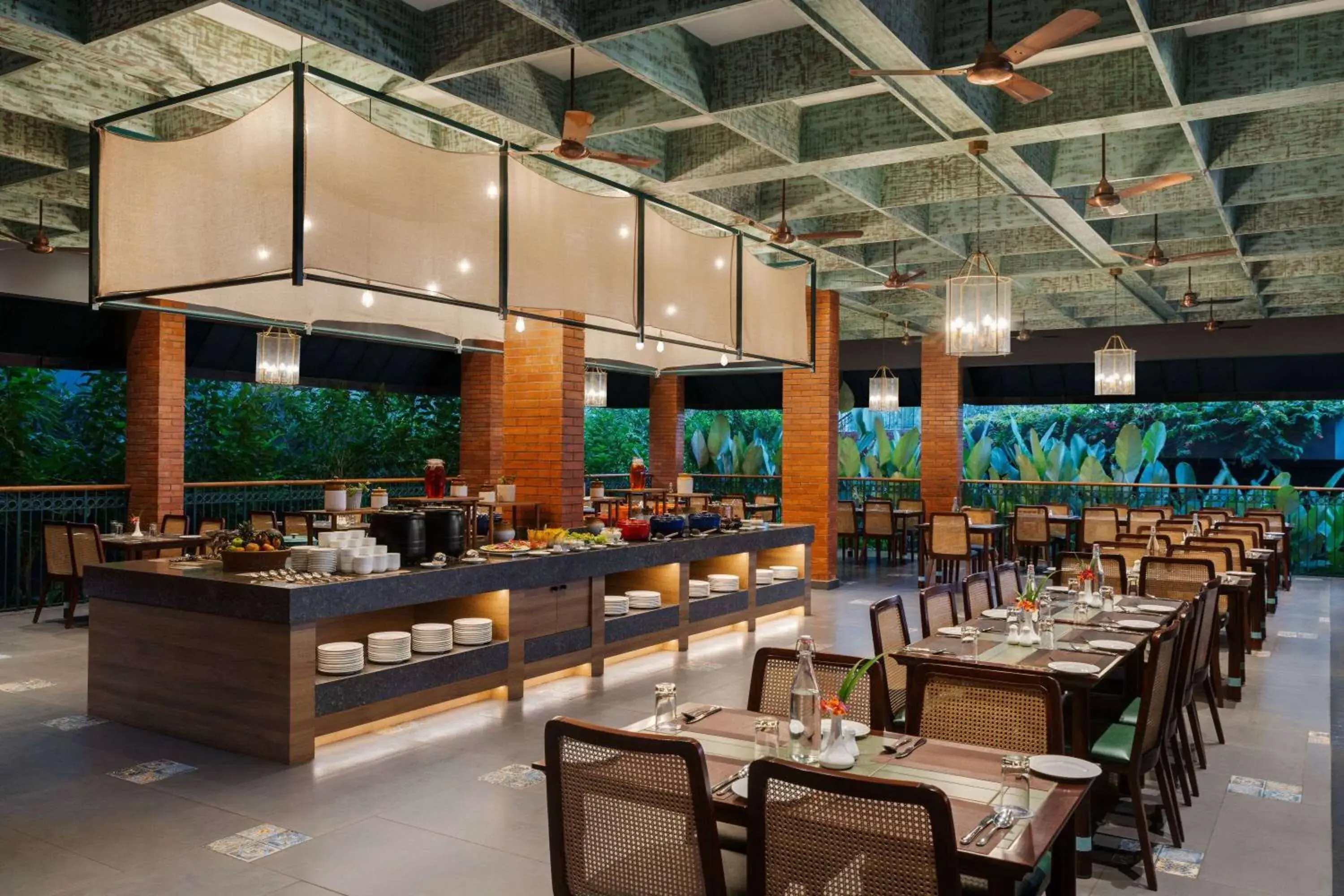 Restaurant/places to eat in Morickap Lord's 83, Trademark Collection by Wyndham Restaurant/places to eat in Morickap Lord's 83, Trademark Collection by Wyndham