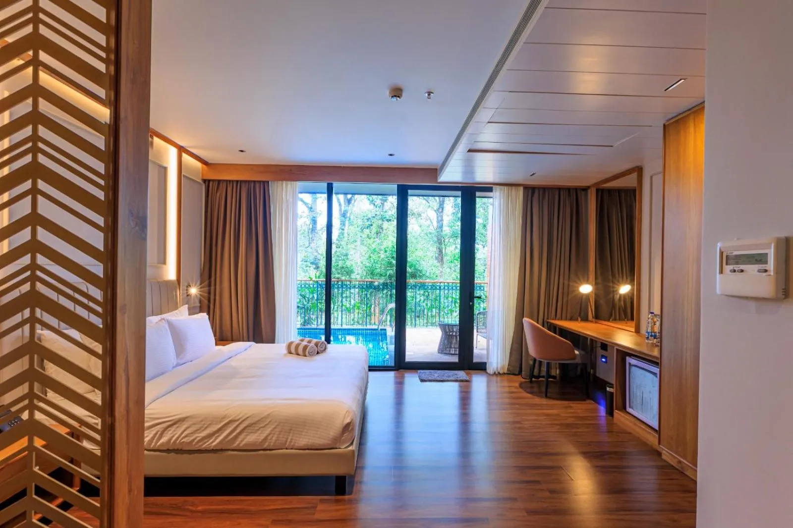 Photo of the whole room in Morickap Lord's 83, Trademark Collection by Wyndham