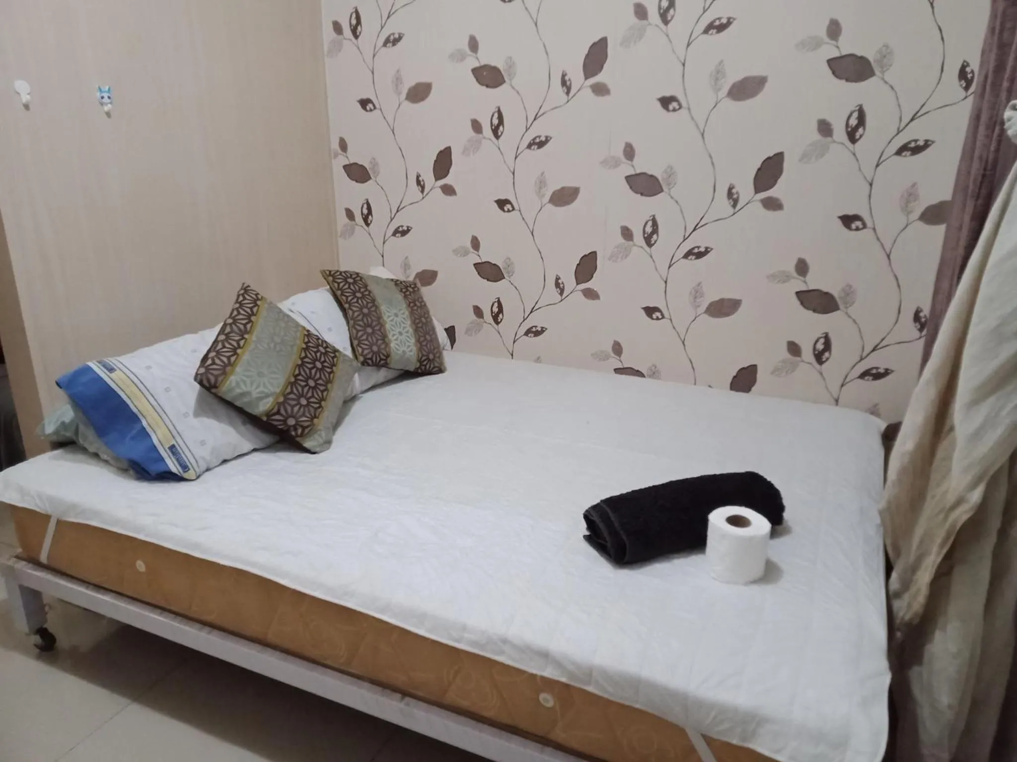 Bed in Jericho's Place