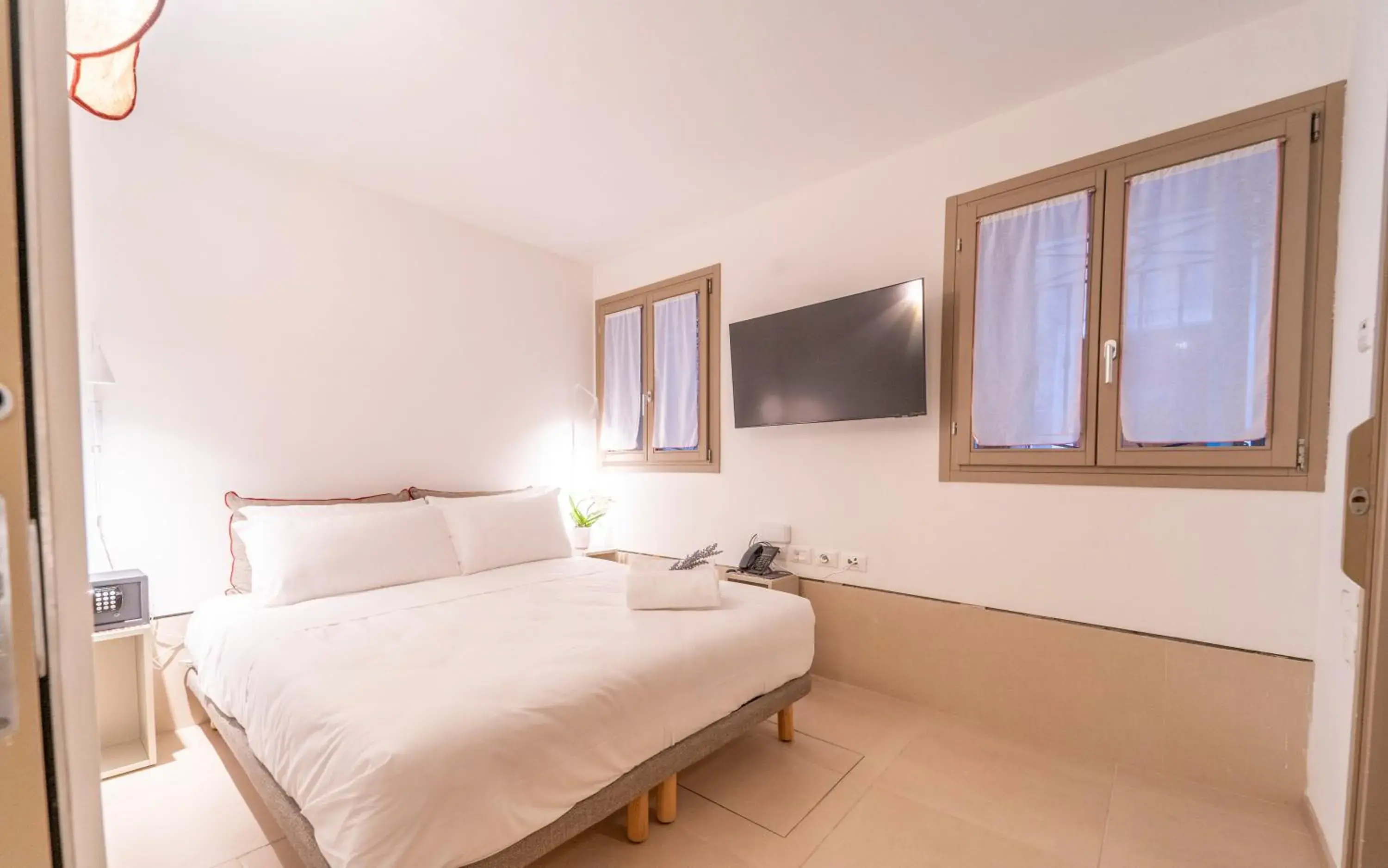 Small Double or Twin Room in Ca' La Stampa Small Double or Twin Room in Ca' La Stampa