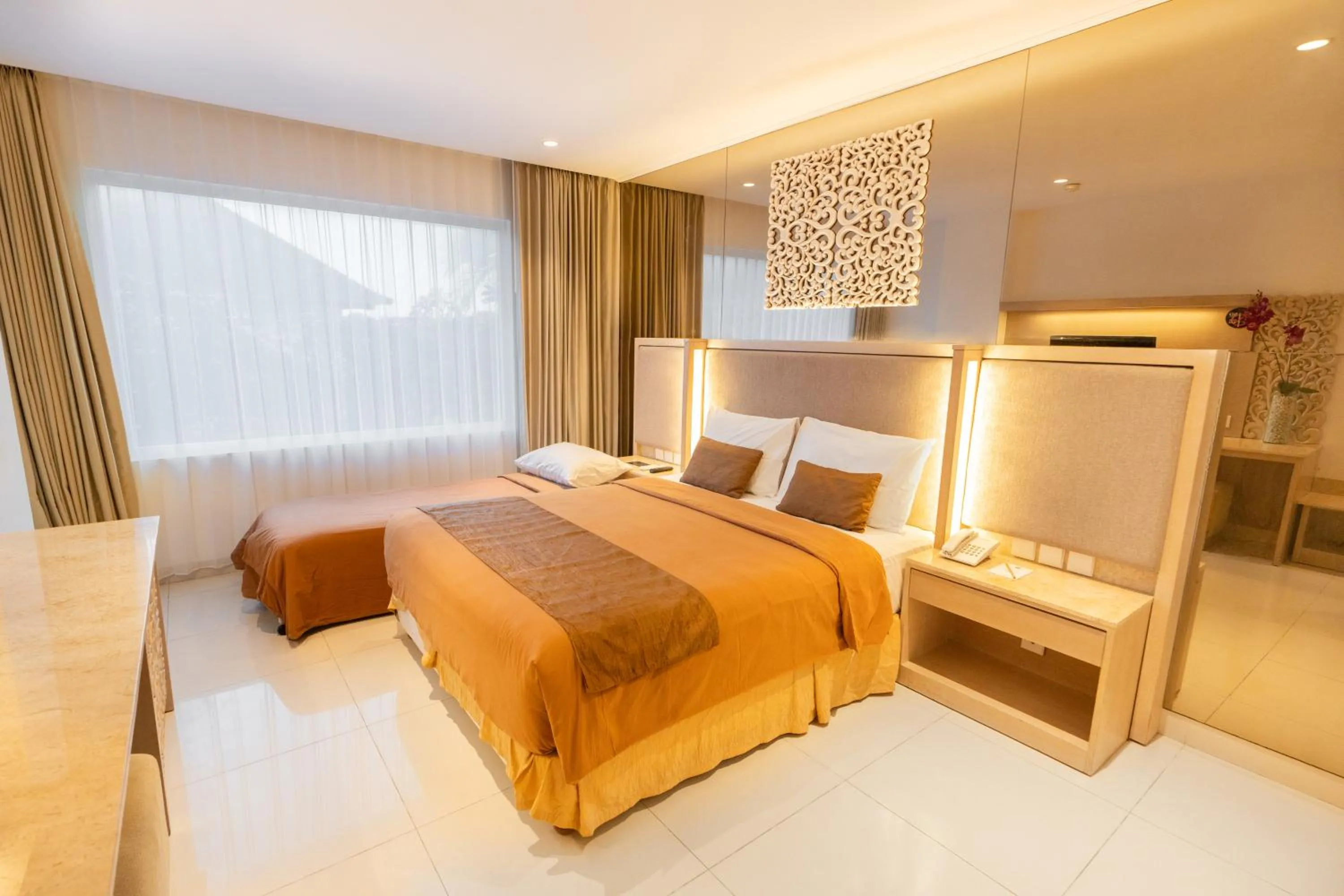 Photo of the whole room, Bed in Kuta Angel Hotel