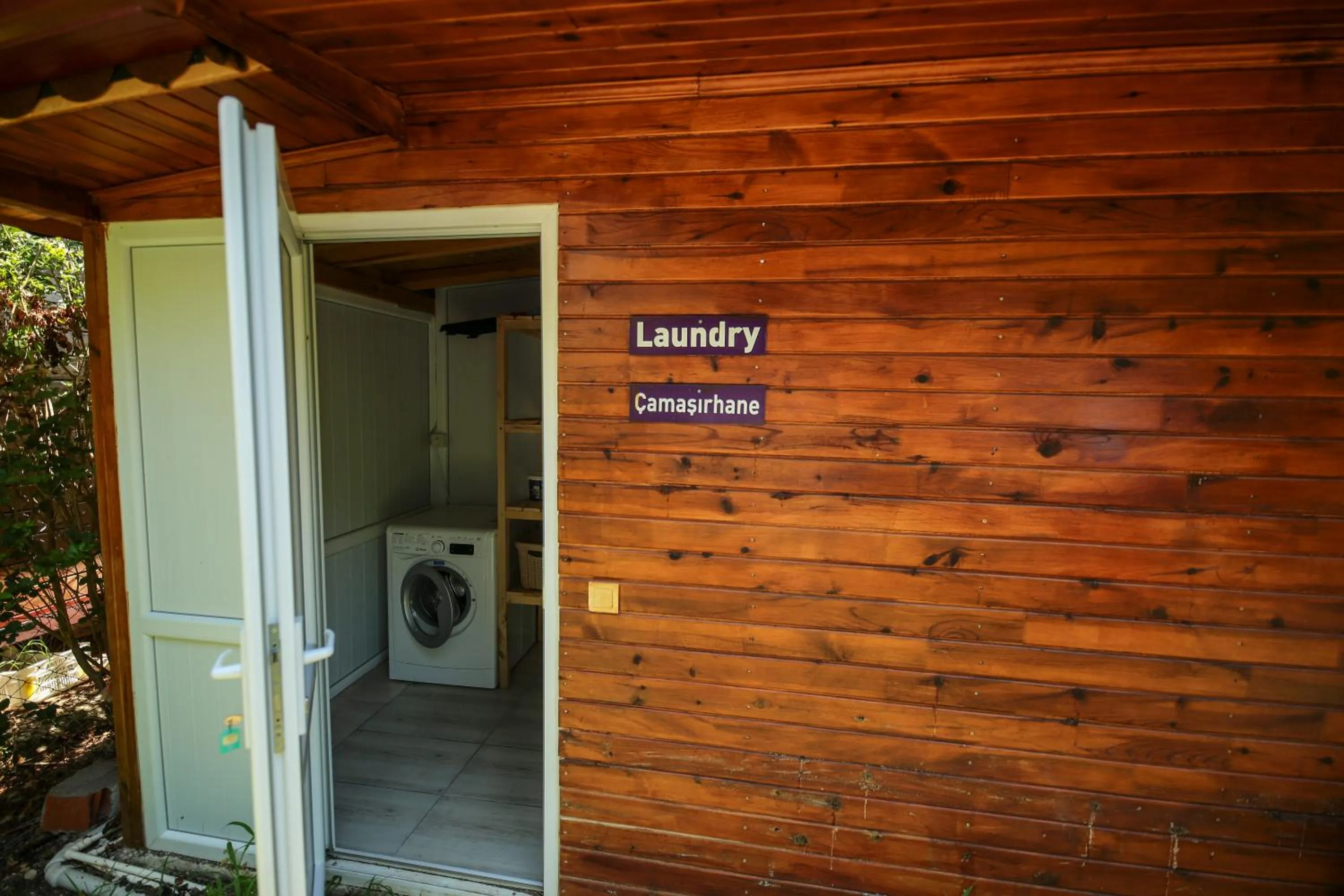 Text overlay in Villa Zeytin