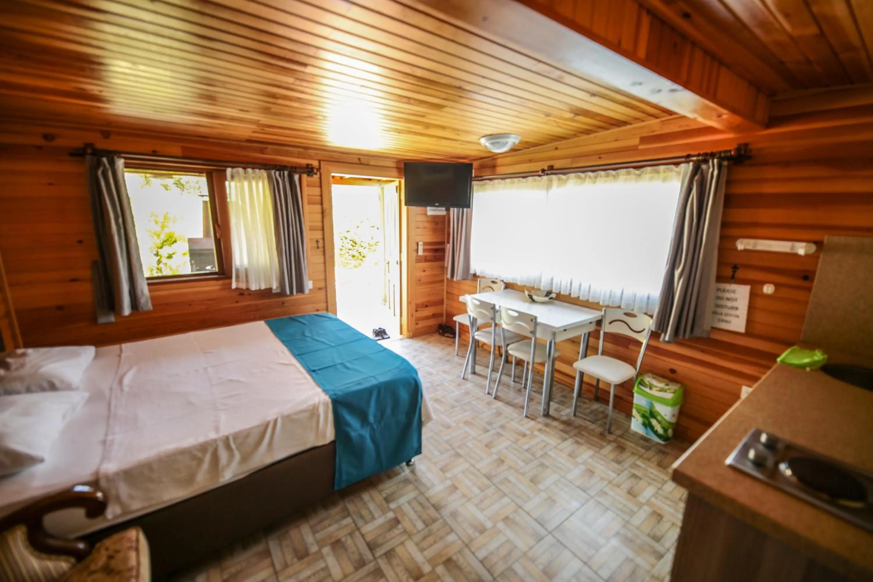 Living room, Bed in Villa Zeytin