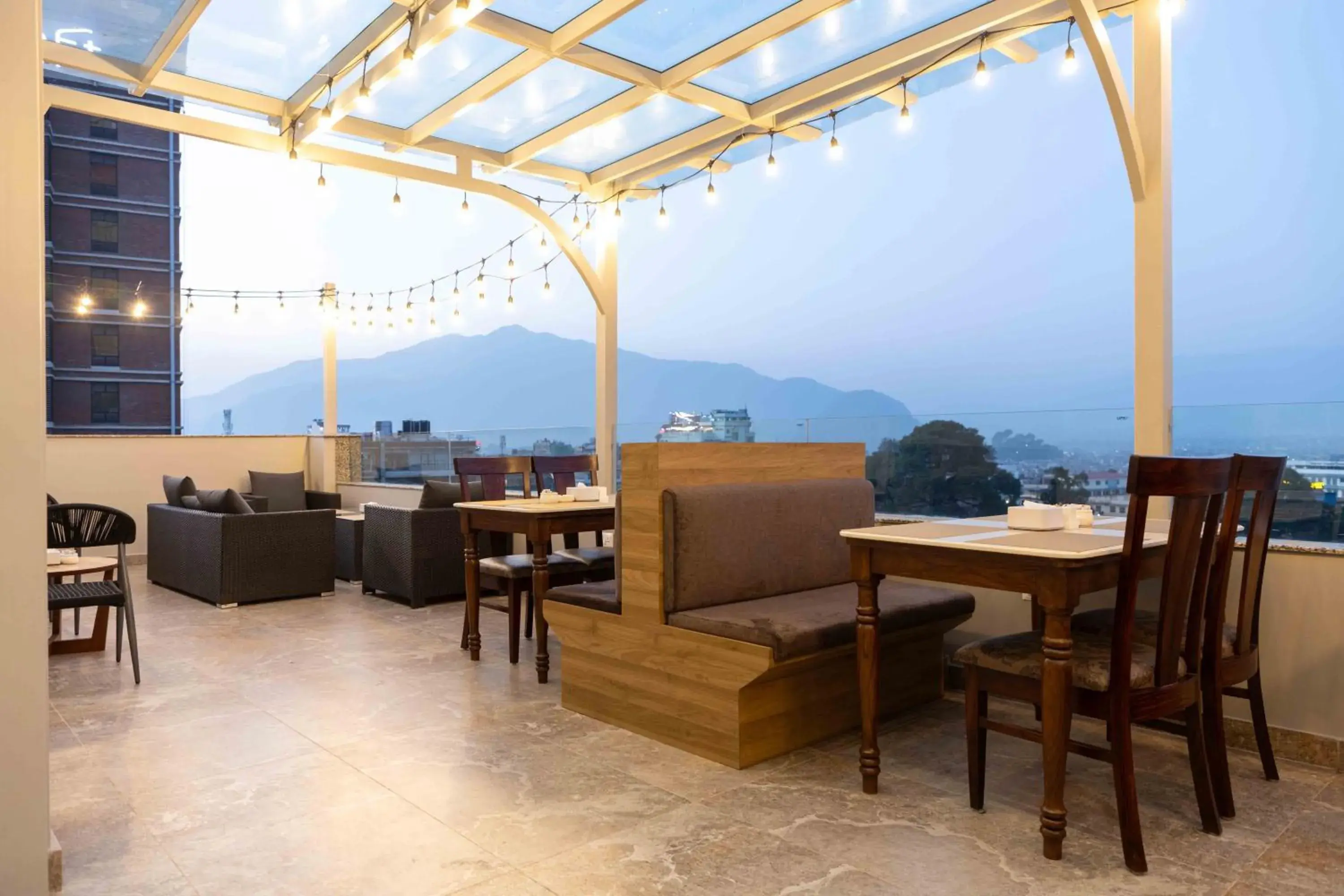 Restaurant/places to eat in Shuvatara Suites & Spa, Thamel Restaurant/places to eat in Shuvatara Suites & Spa, Thamel