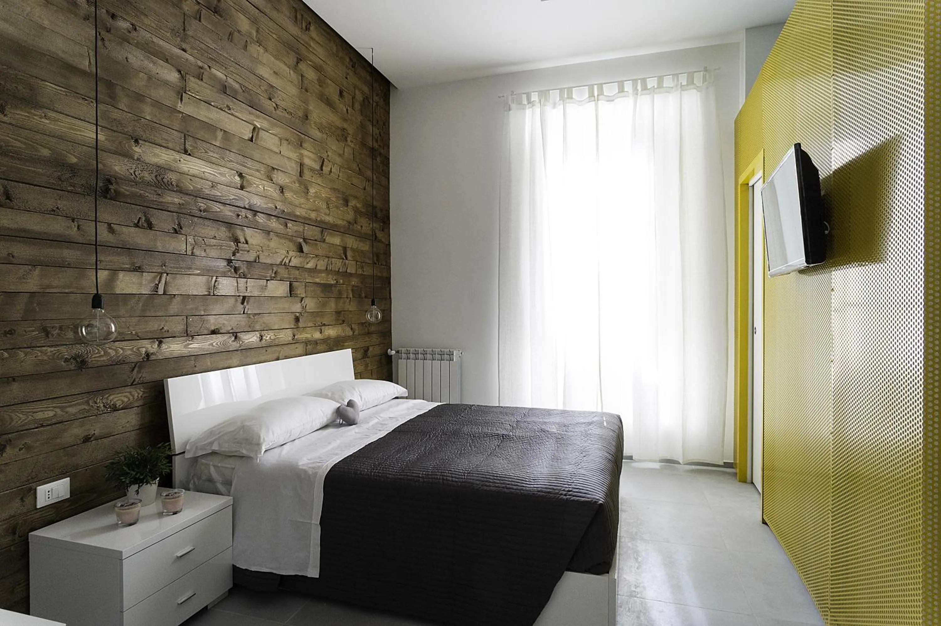 Decorative detail, Bed in B&B Girovagando