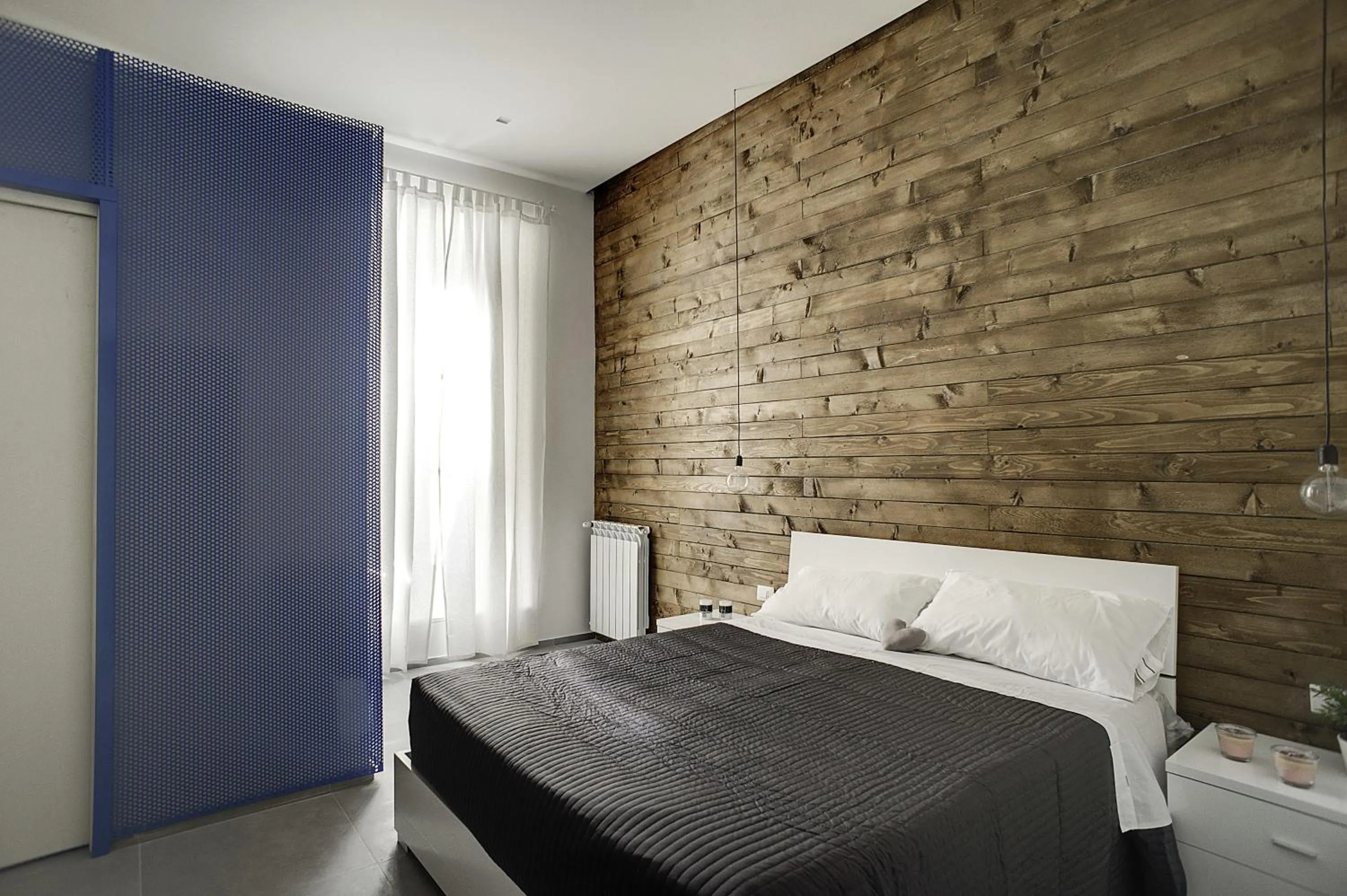 Decorative detail, Bed in B&B Girovagando