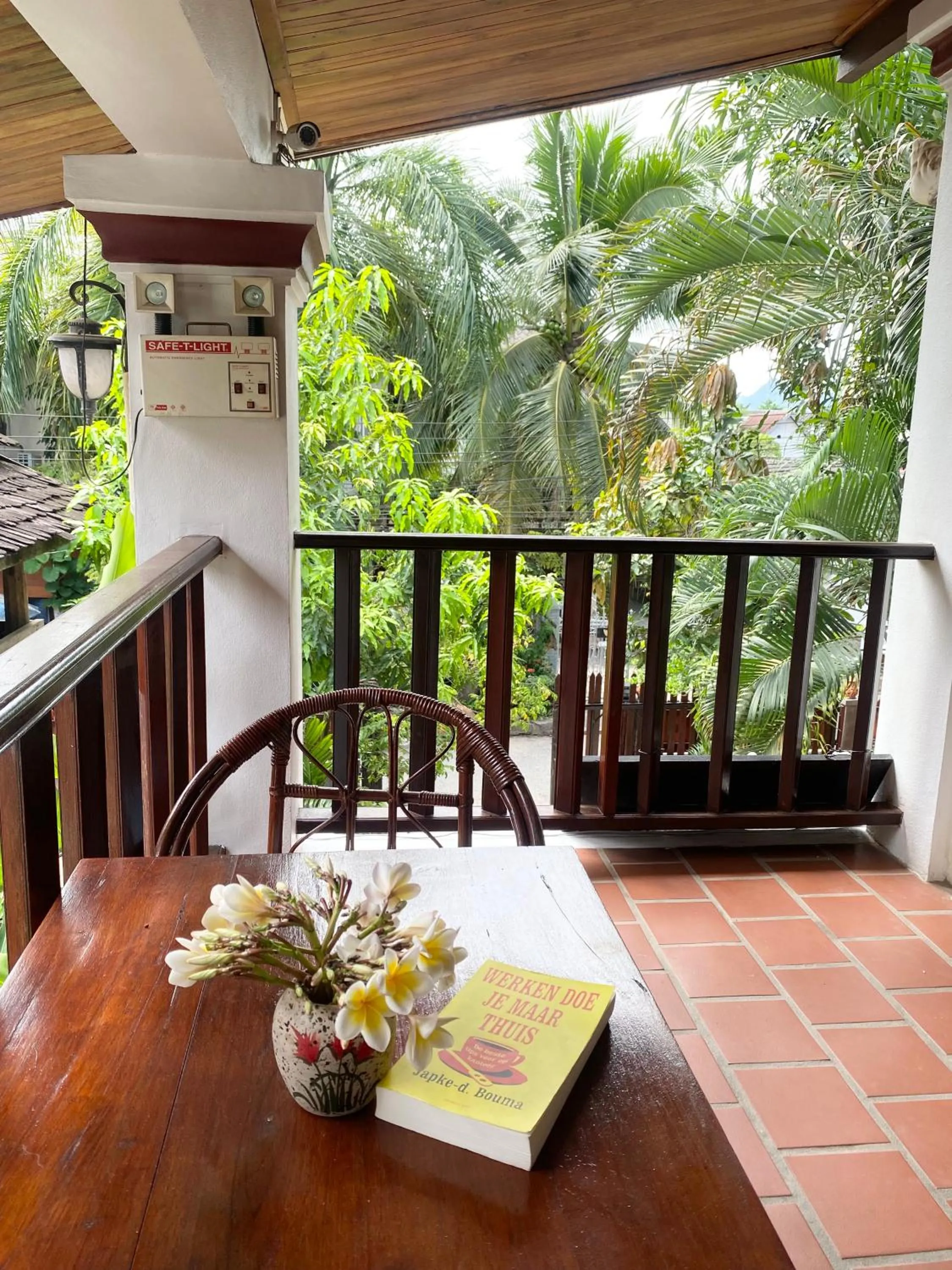 Balcony/Terrace in Golden Sun Hotel