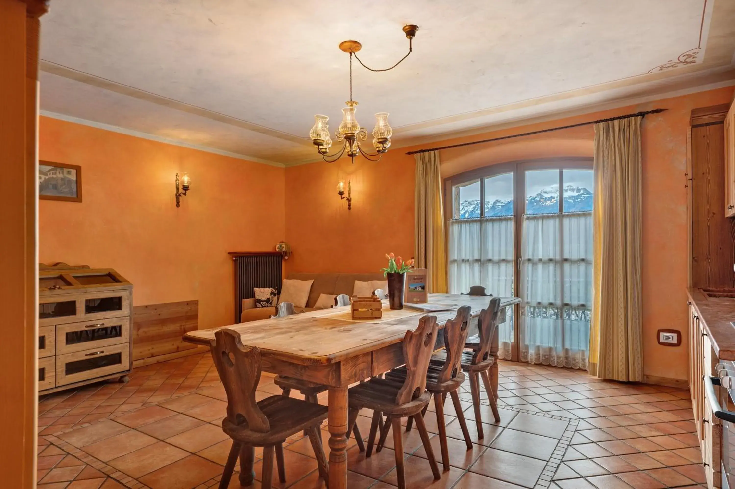 Three-Bedroom Premium Apartment with Balcony in Agriturismo Alpenvidehof Three-Bedroom Premium Apartment with Balcony in Agriturismo Alpenvidehof