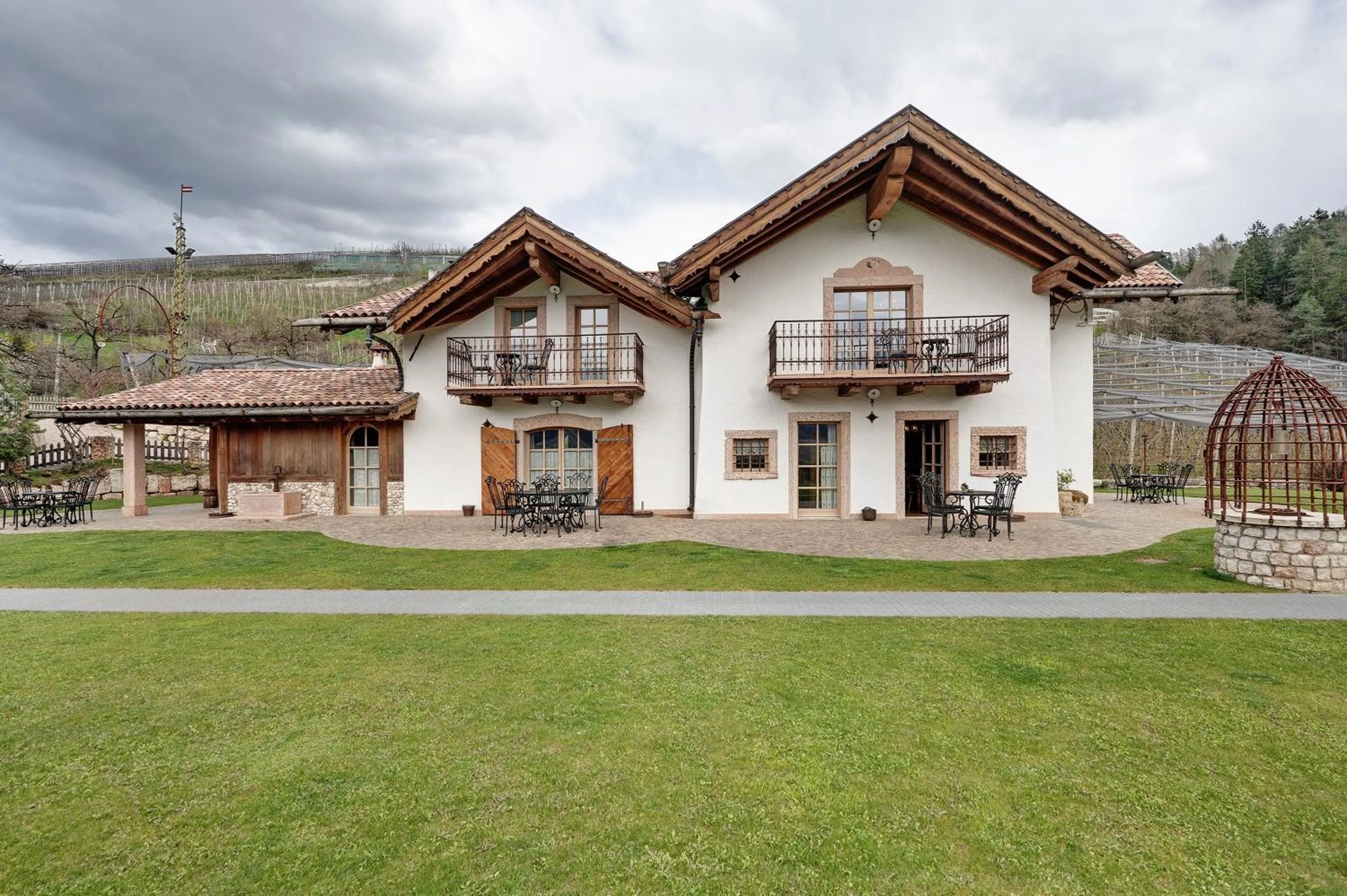 Property building in Agriturismo Alpenvidehof
