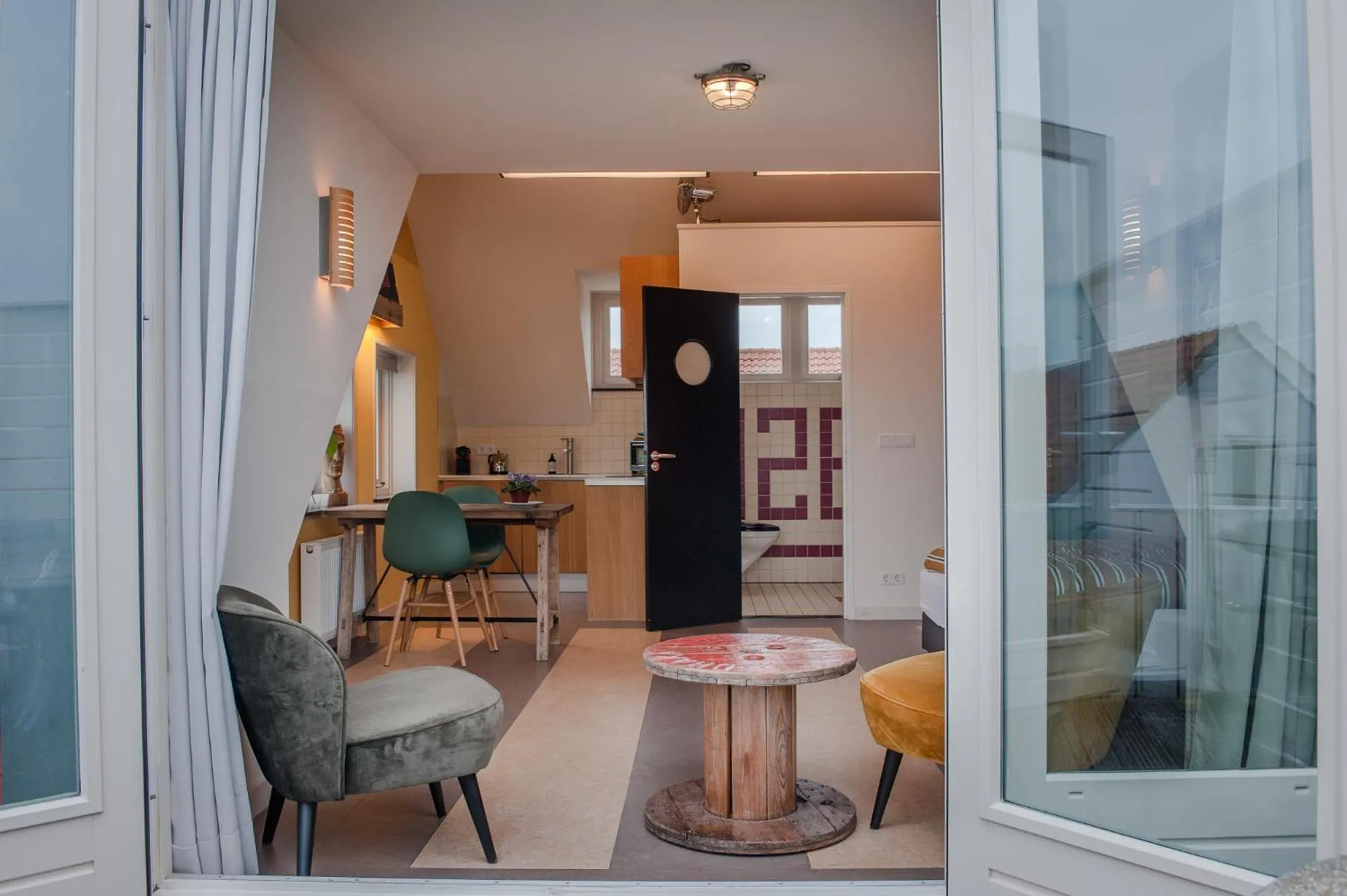 Seating area in Studio aan Zee