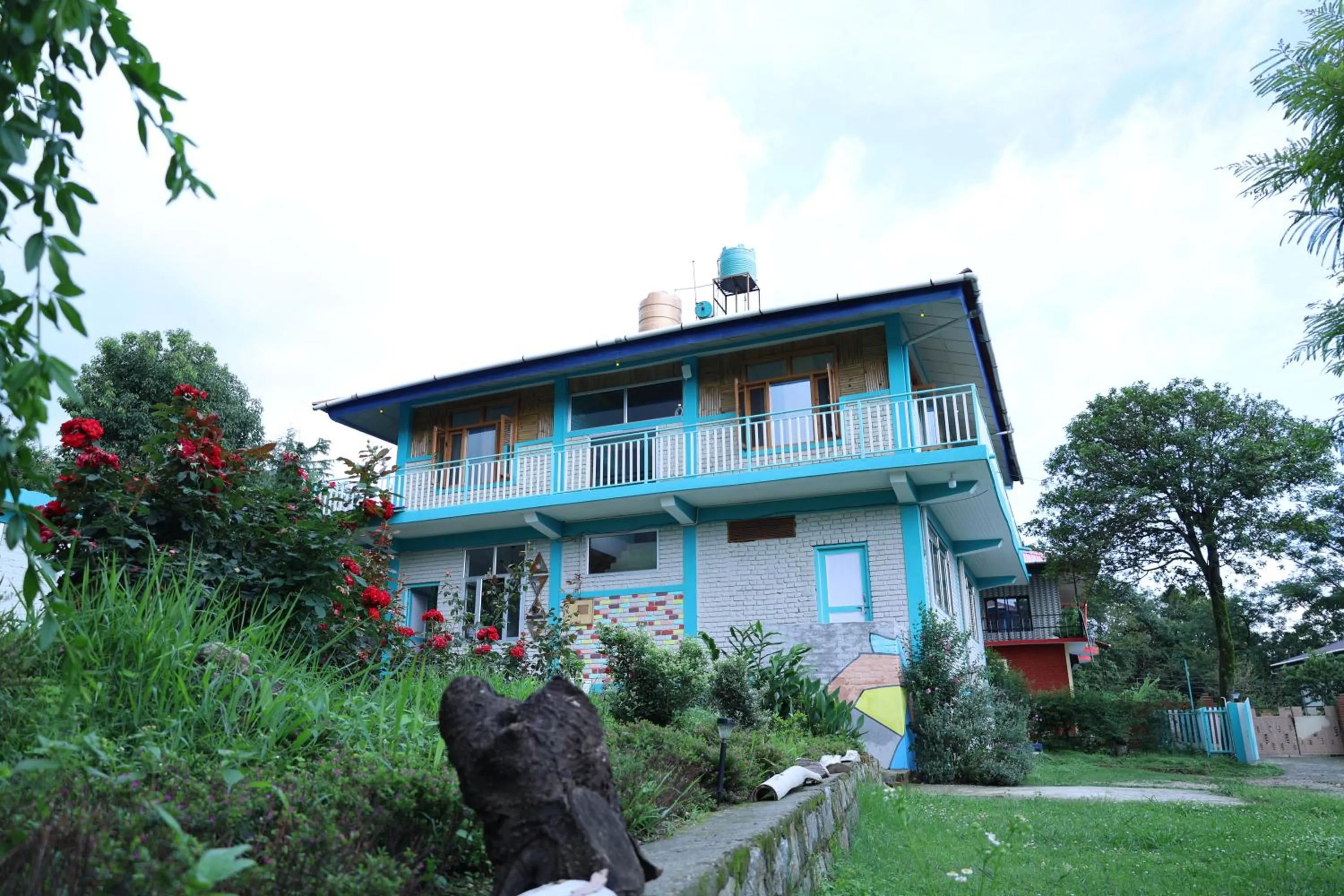 Garden view in The Hood