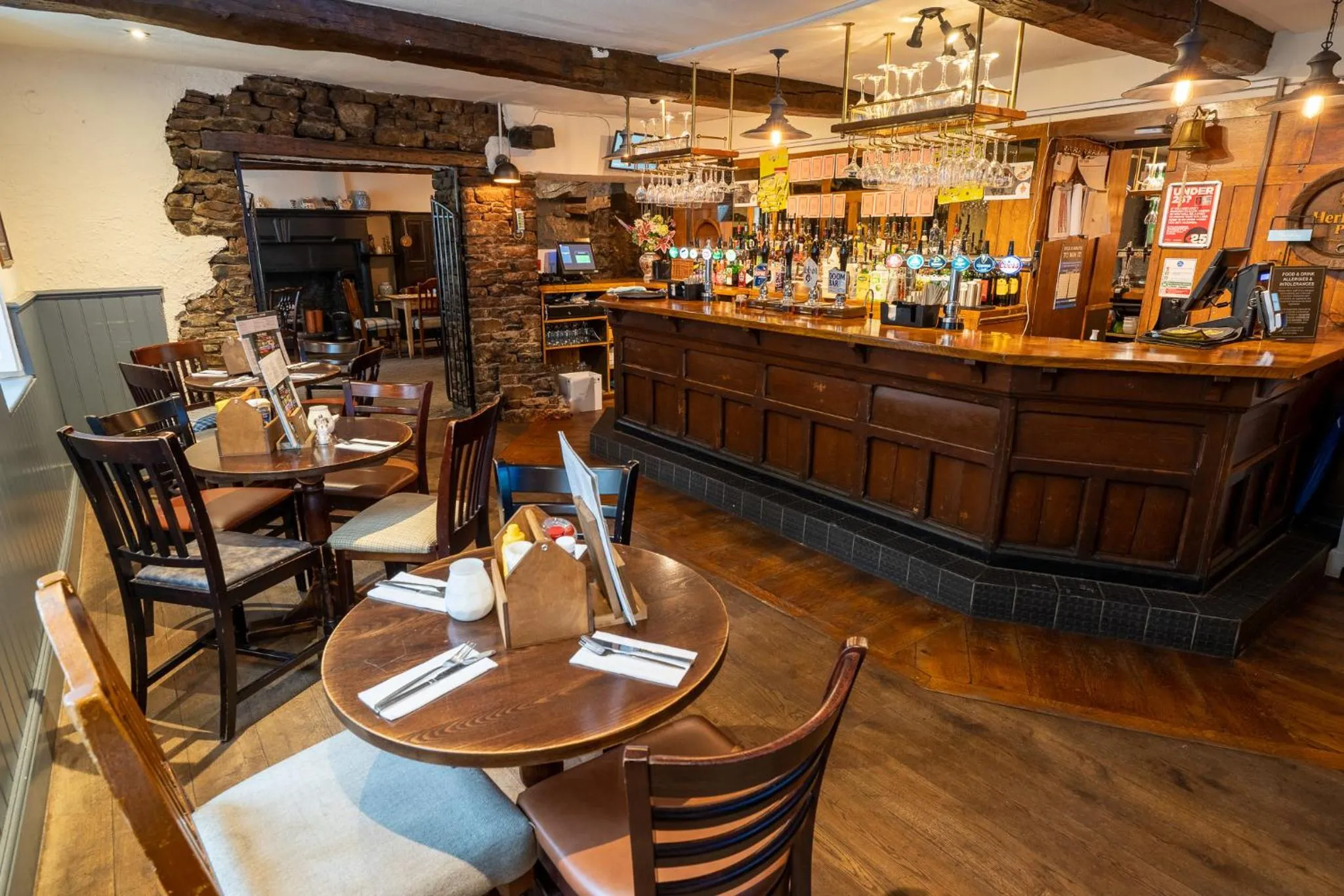 Restaurant/places to eat in Snooty Fox