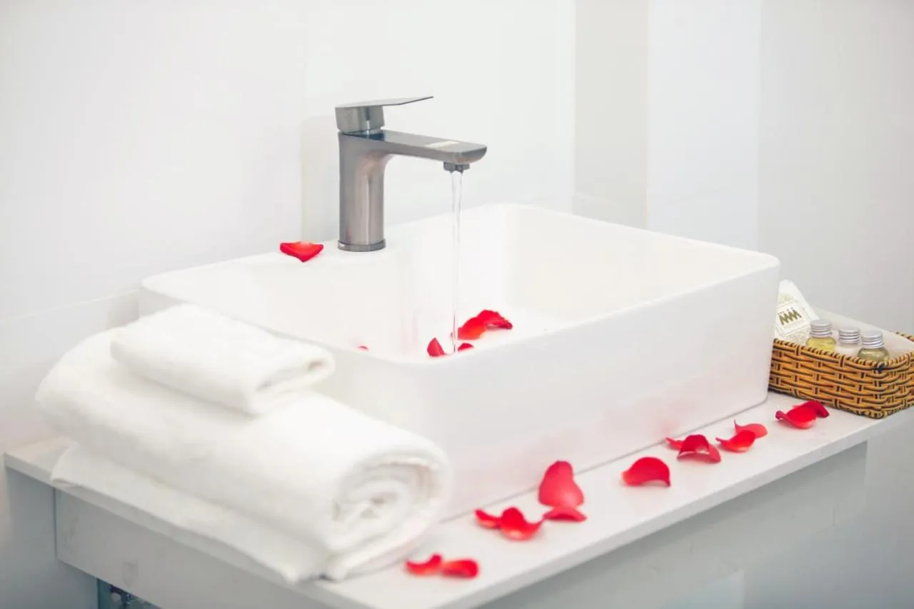 Bathroom in THE RICE HOTEL Nong Thon Dai Viet 131 Bui Vien