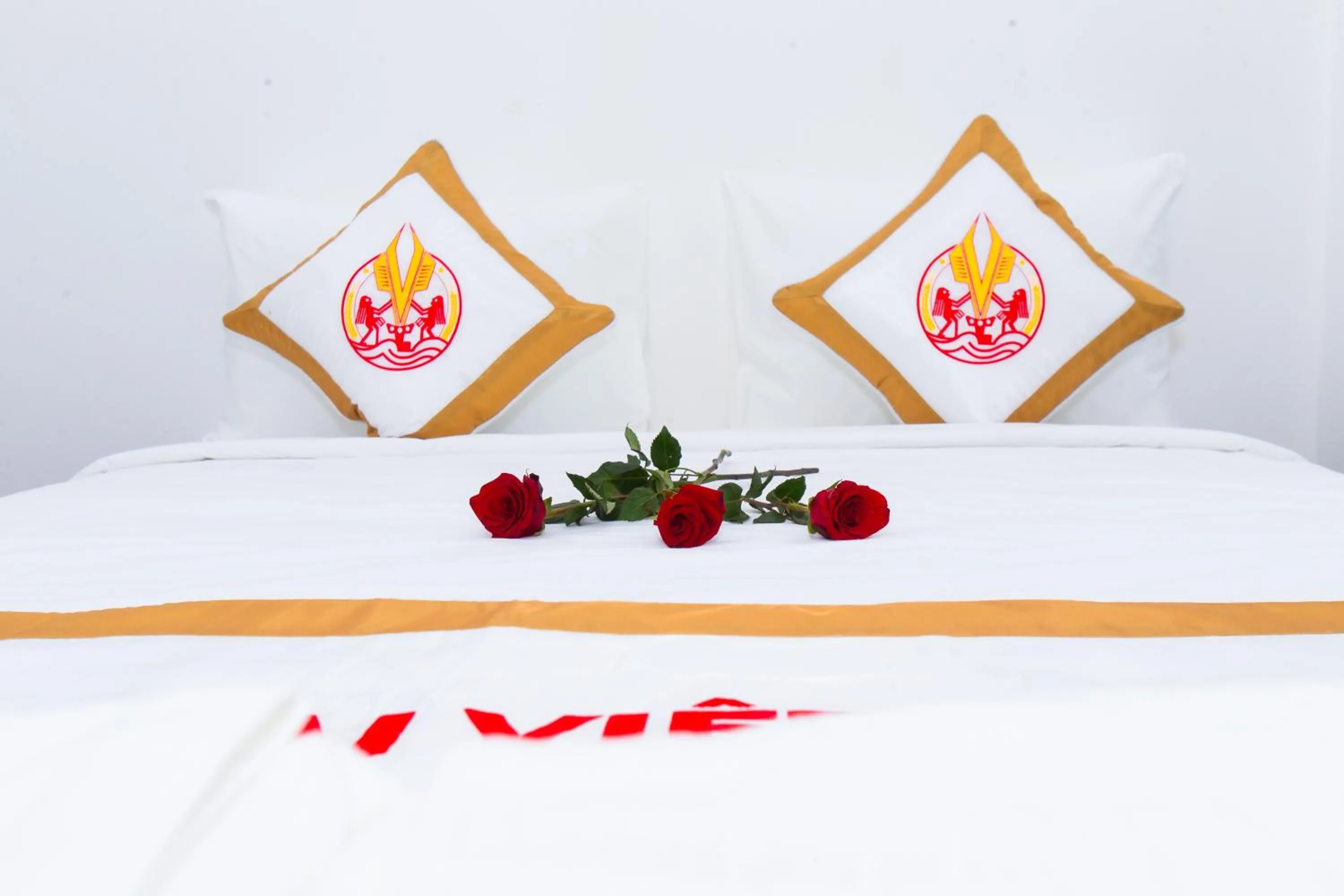 Bed in THE RICE HOTEL Nong Thon Dai Viet 131 Bui Vien